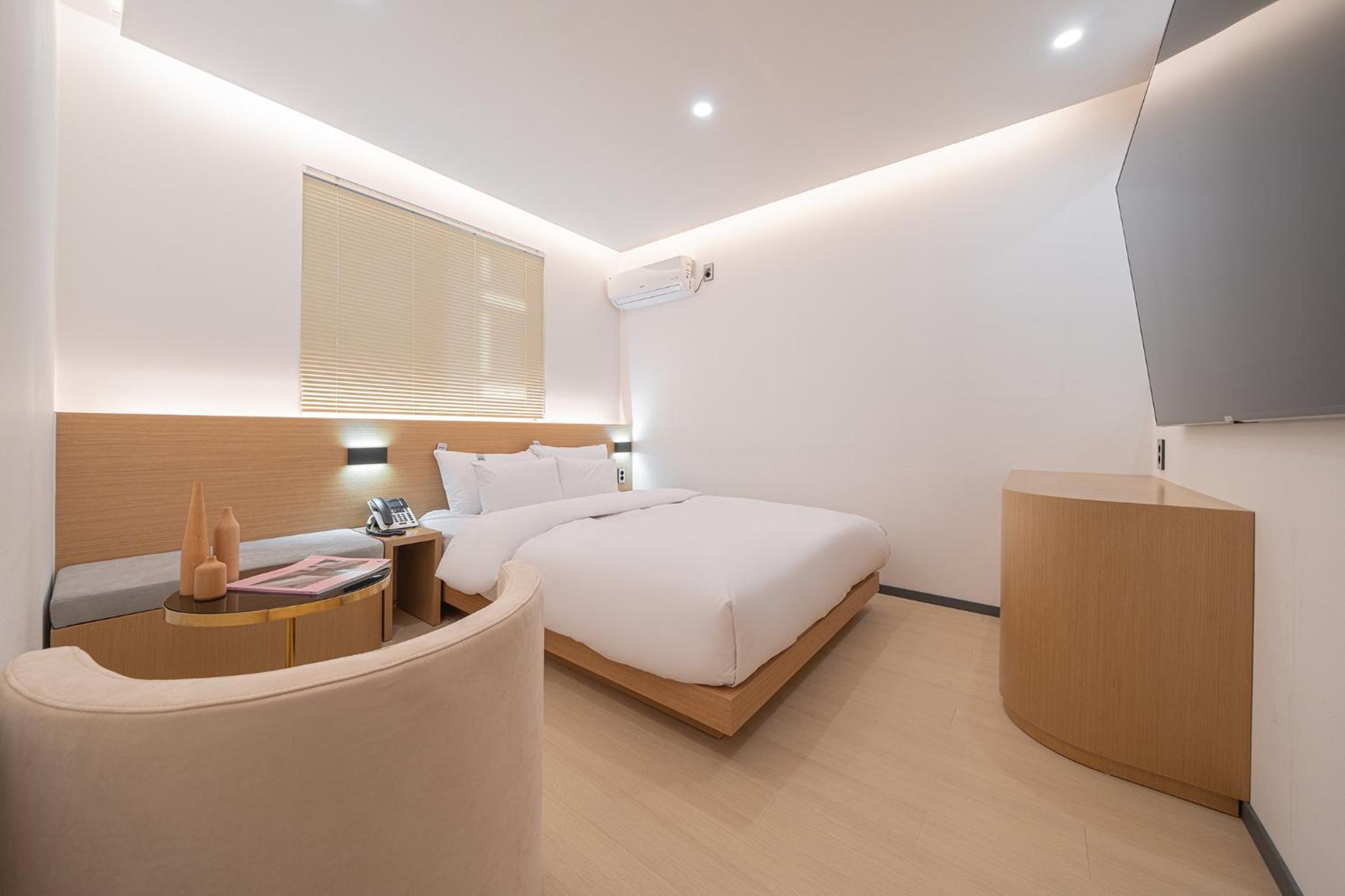 Standard Double Room - Photo 1