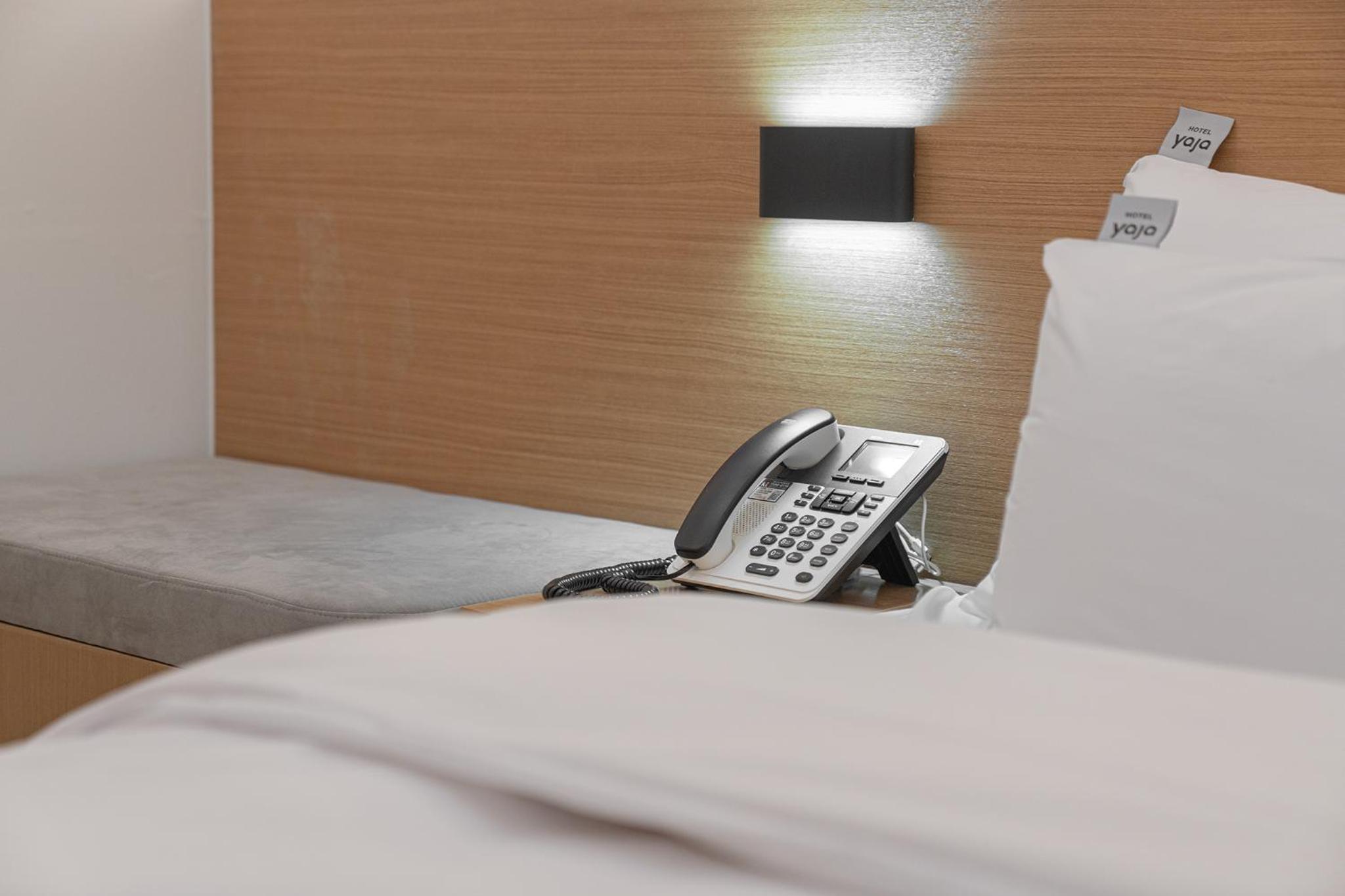 Standard Double Room - Photo 6