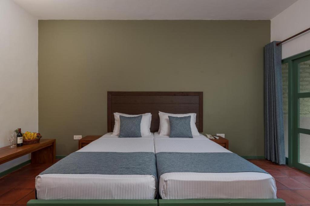 Deluxe Room - Photo 1