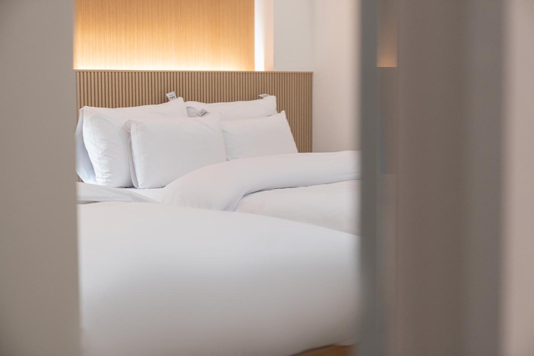 Deluxe Twin Room - Photo 8