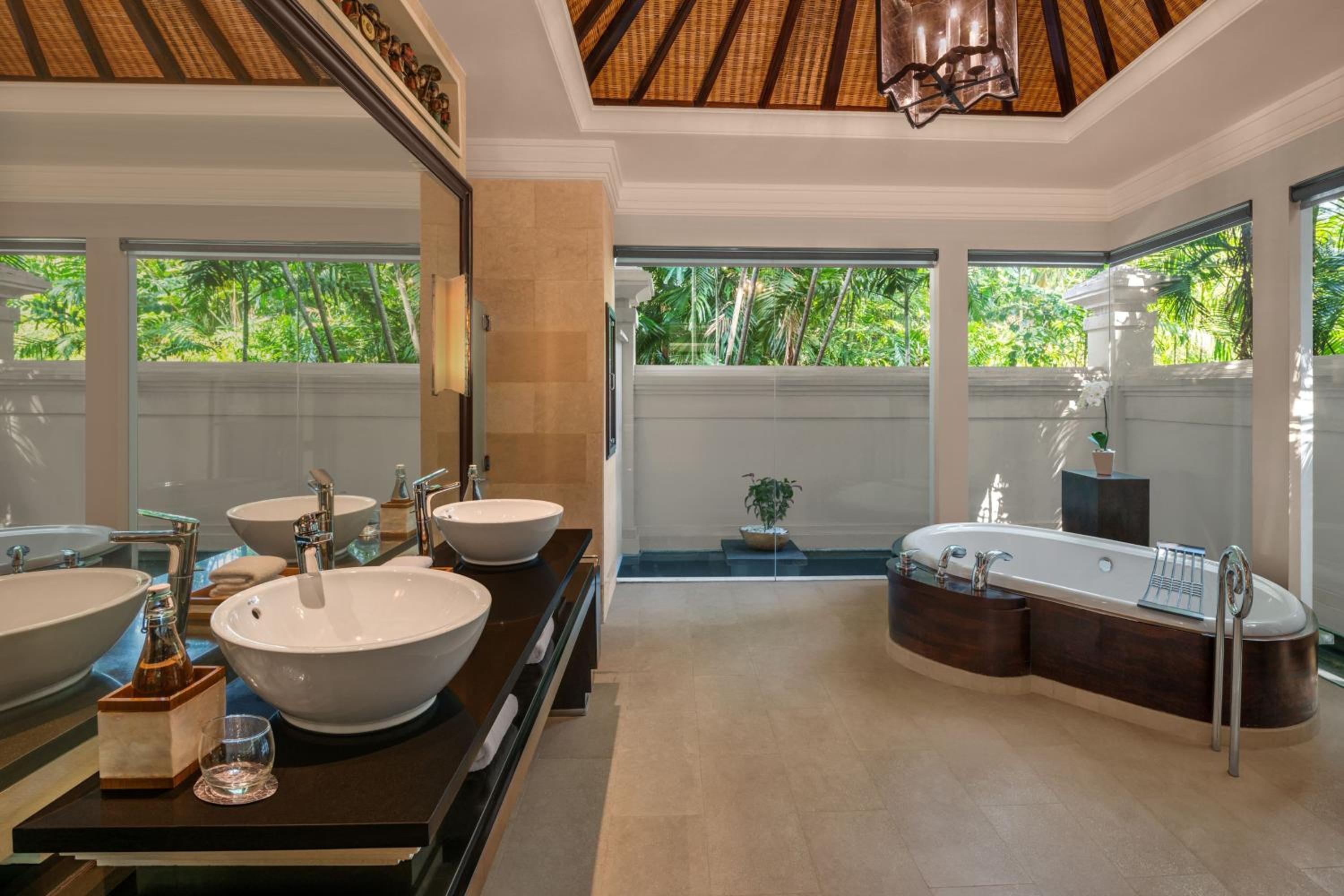 Hibiscus Villa, 1 Bedroom Villa, 1 King, Private Pool with Free Daily Activity - Photo 7