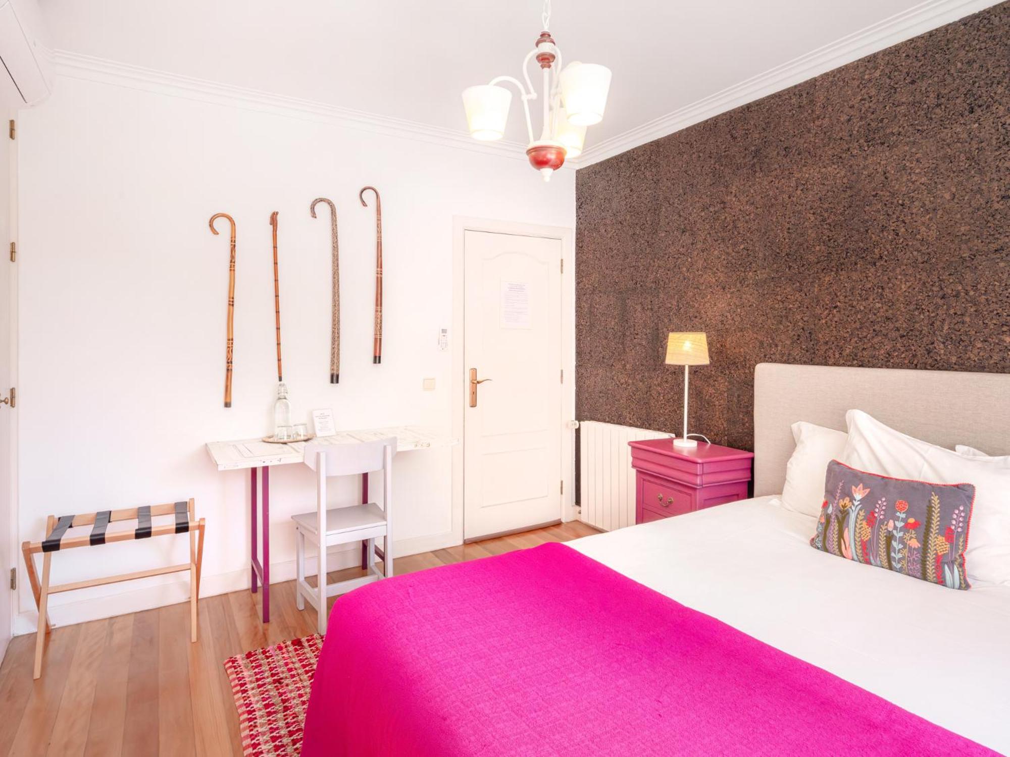 Standard Double Room - Photo 2