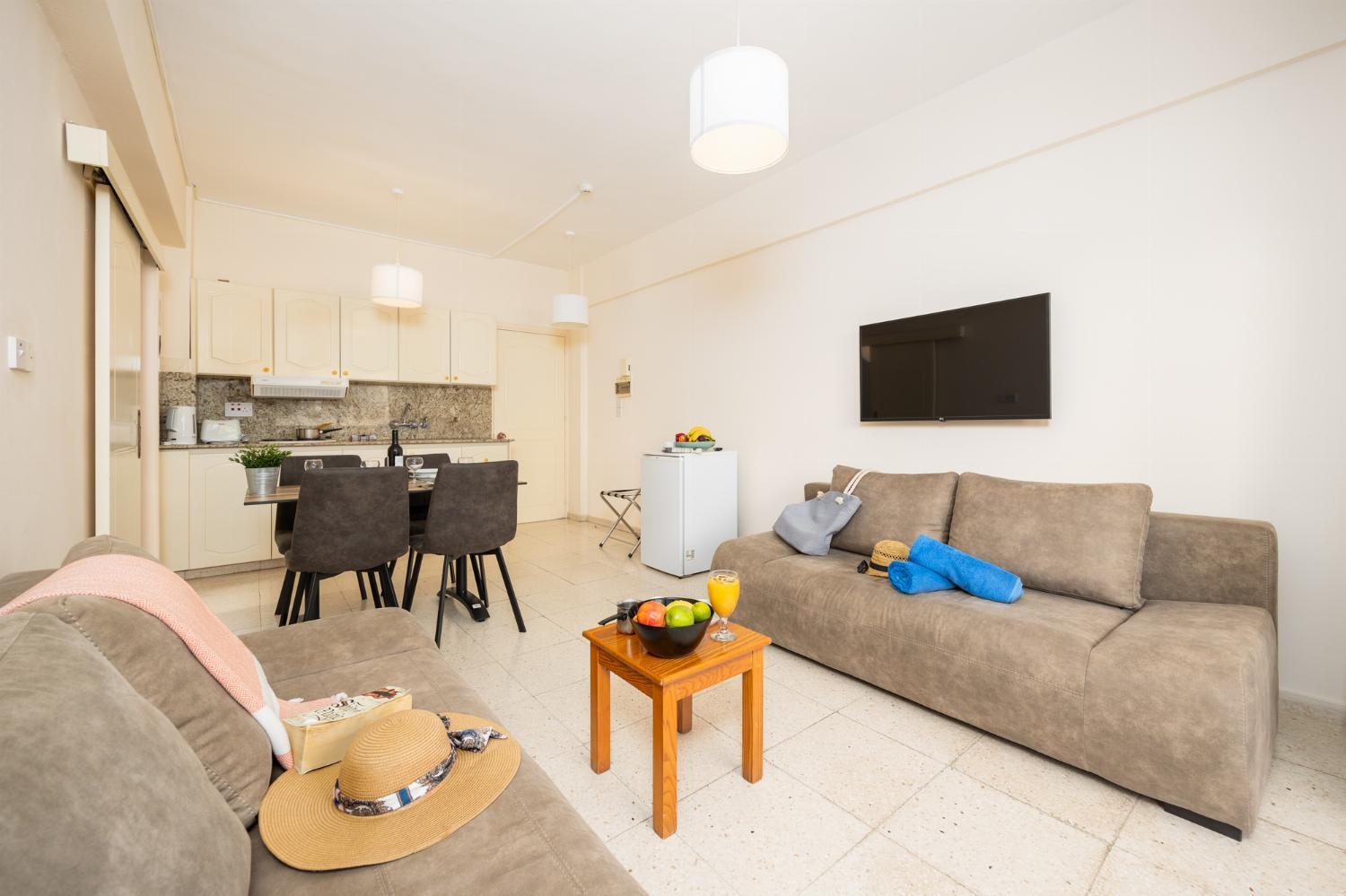 One-Bedroom Apartment with Terrace photo 2