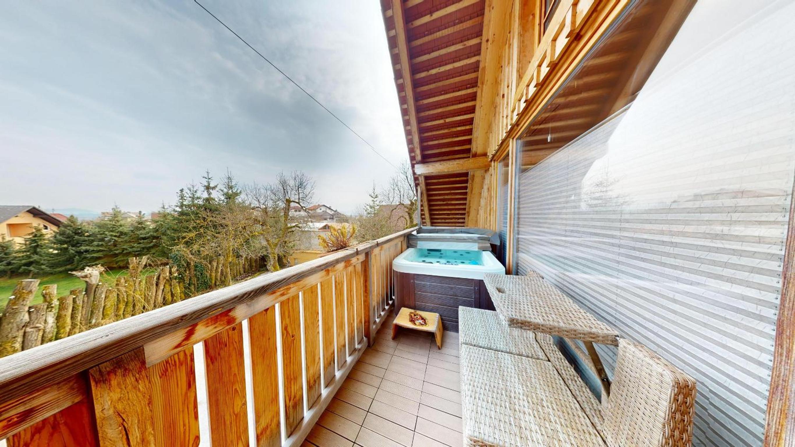 Duplex Superior Apartment with Terrace, Sauna and Hot Tub