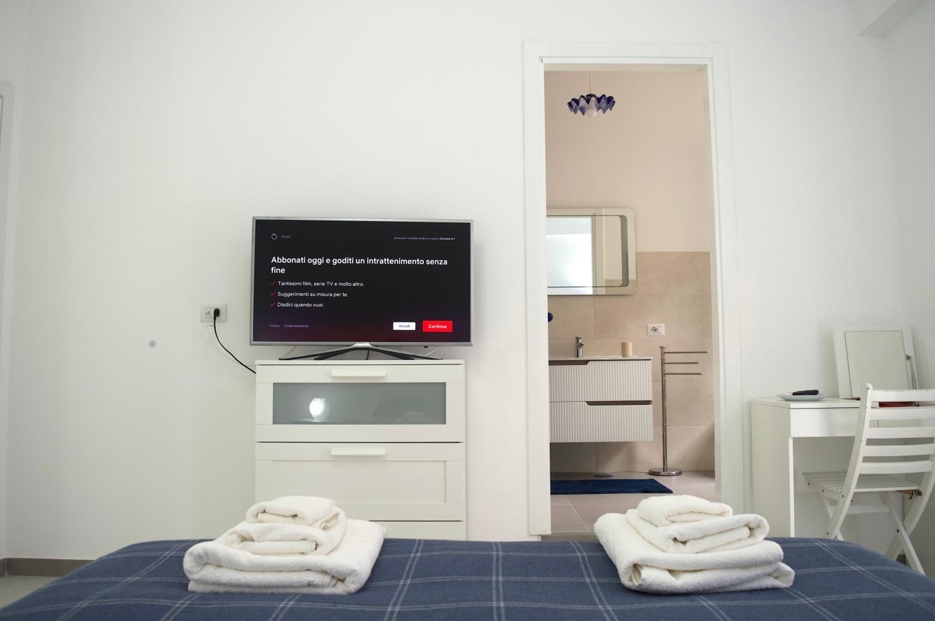 King Room with Balcony photo 2