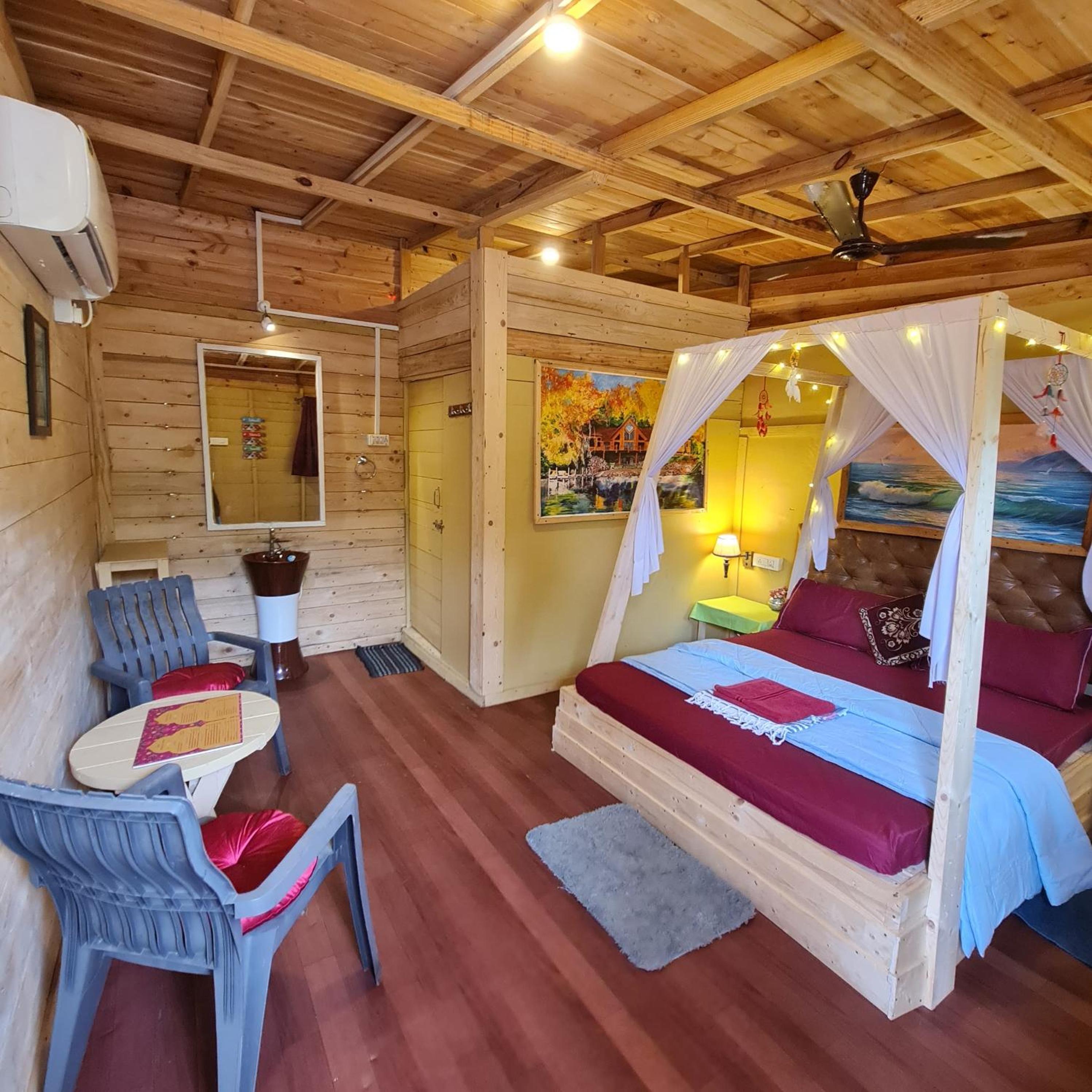 Beach Hut Queen Size Ac photo 2