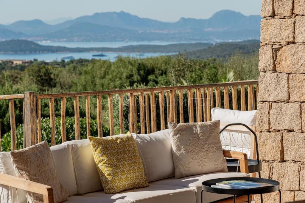 Villa photo 2