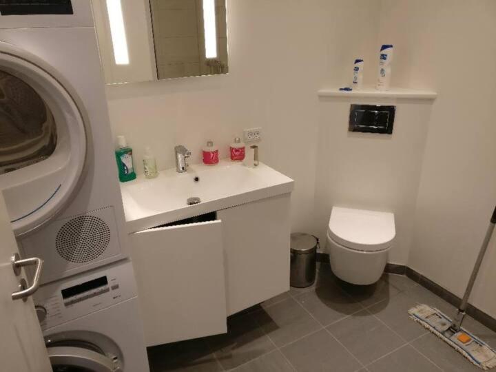 Double Room With Shared Bathroom photo 3
