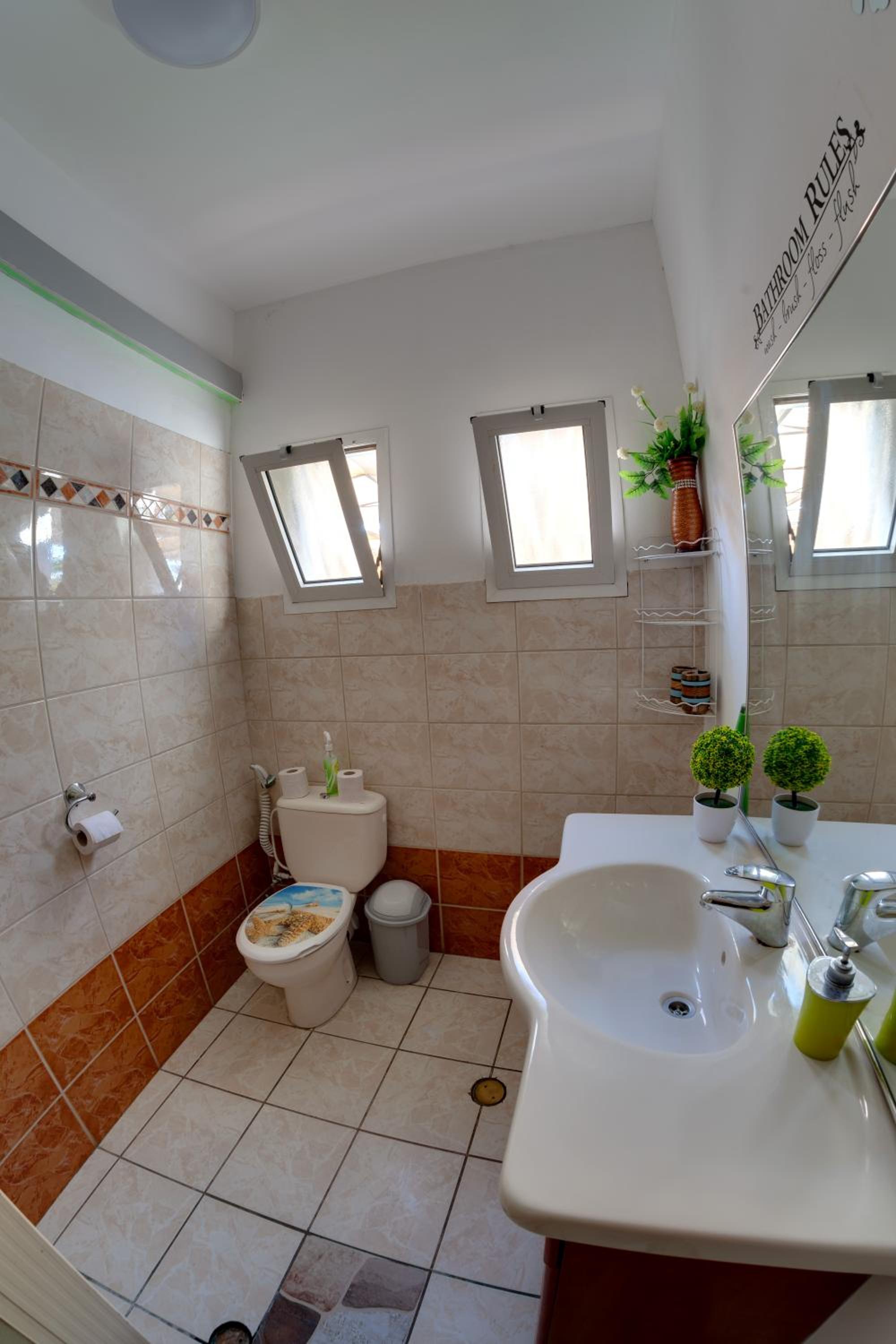 Double Room with Shared Bathroom and Balcony photo 2