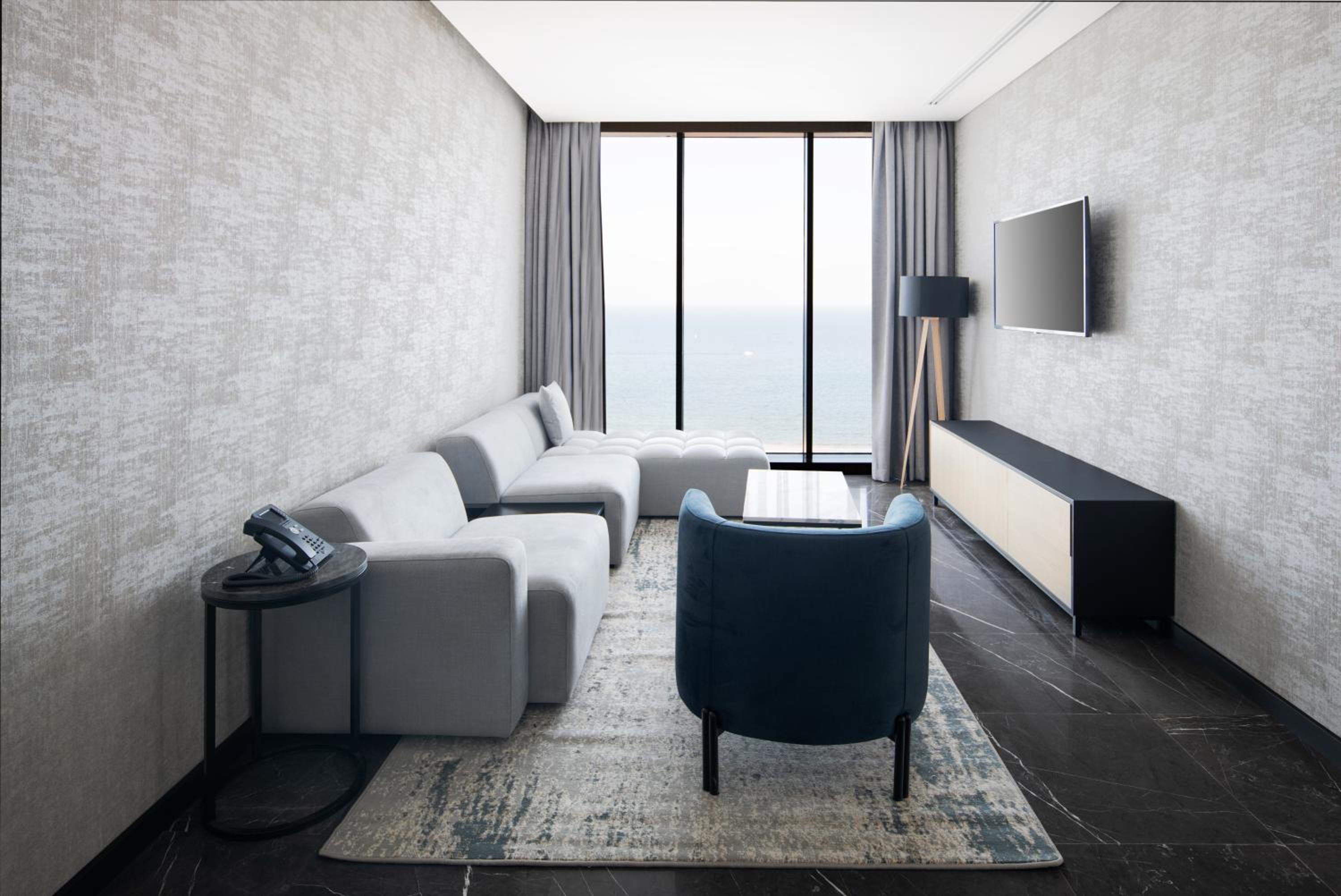 One-Bedroom Apartment - Sea View - Photo 5