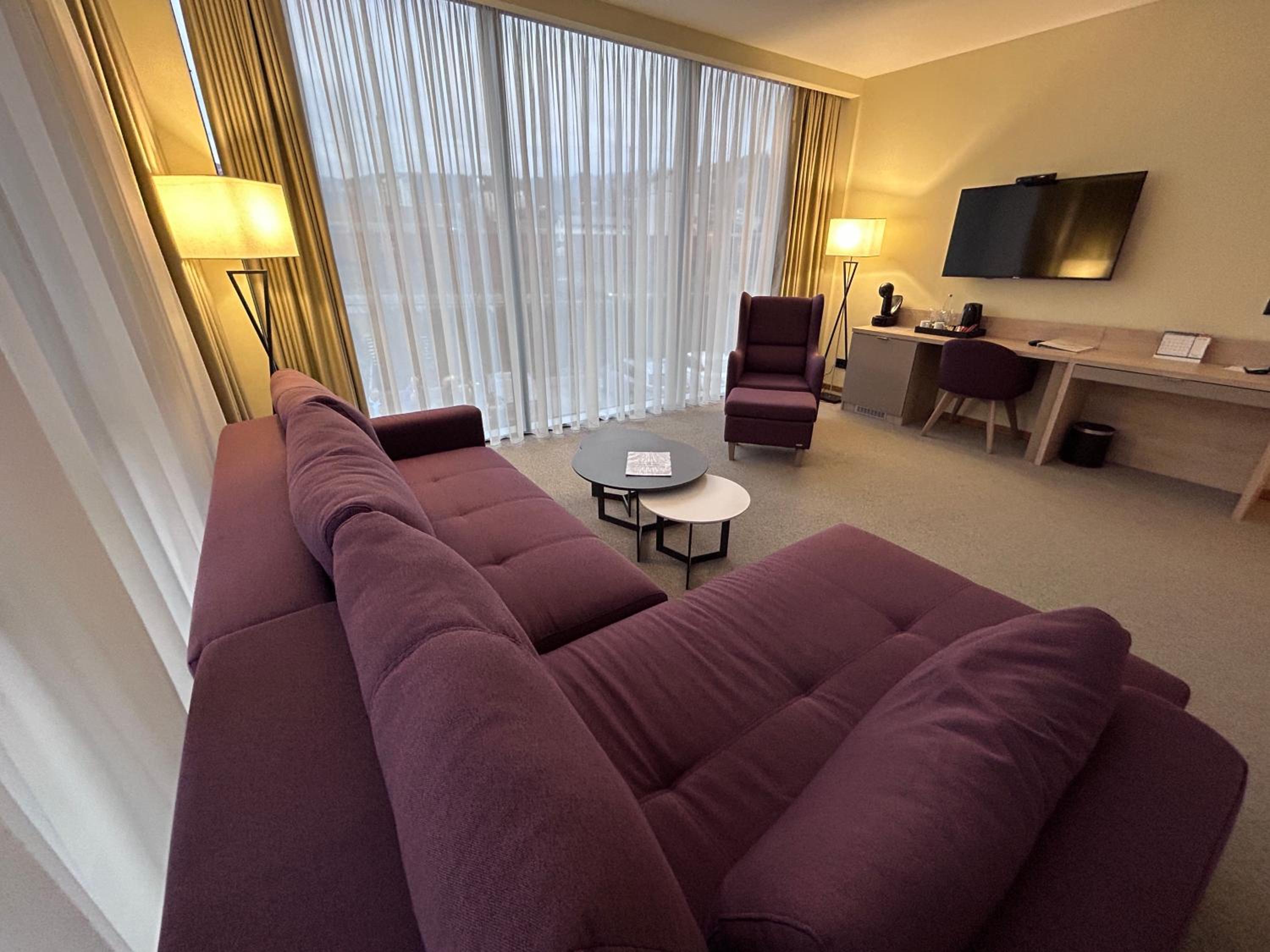 One-Bedroom Apartment - Photo 7