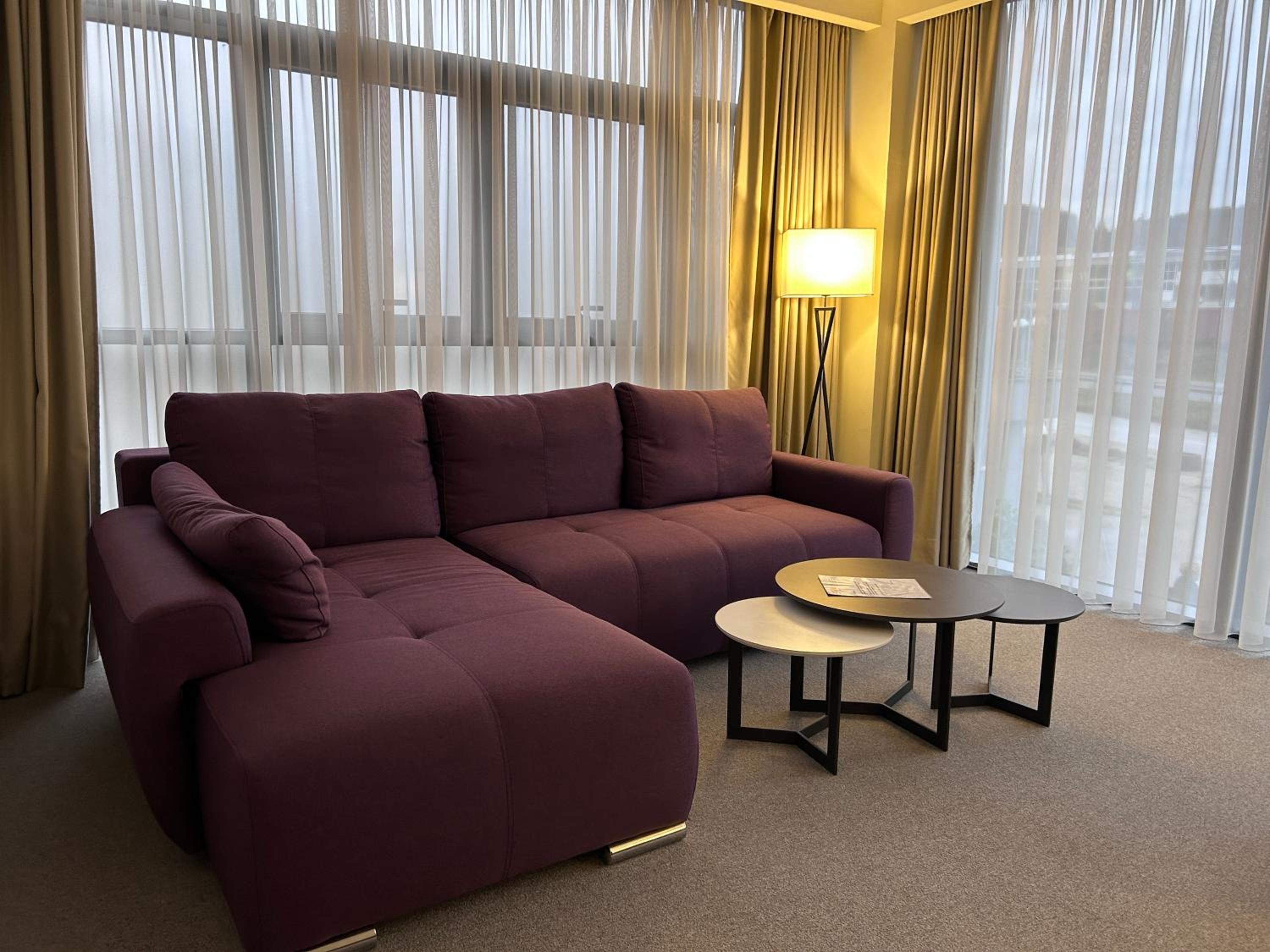 One-Bedroom Apartment - Photo 6