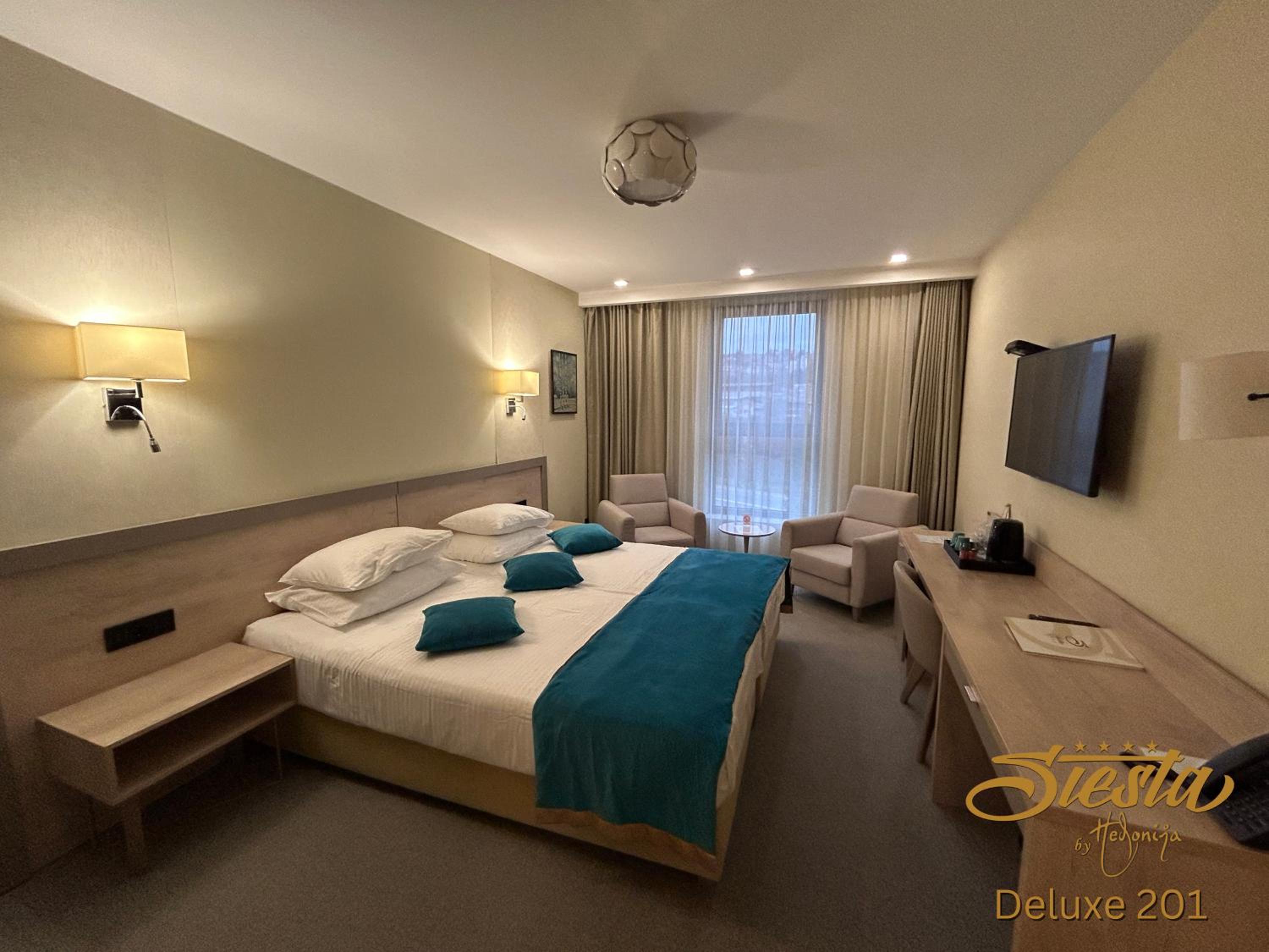 Deluxe Double or Twin Room