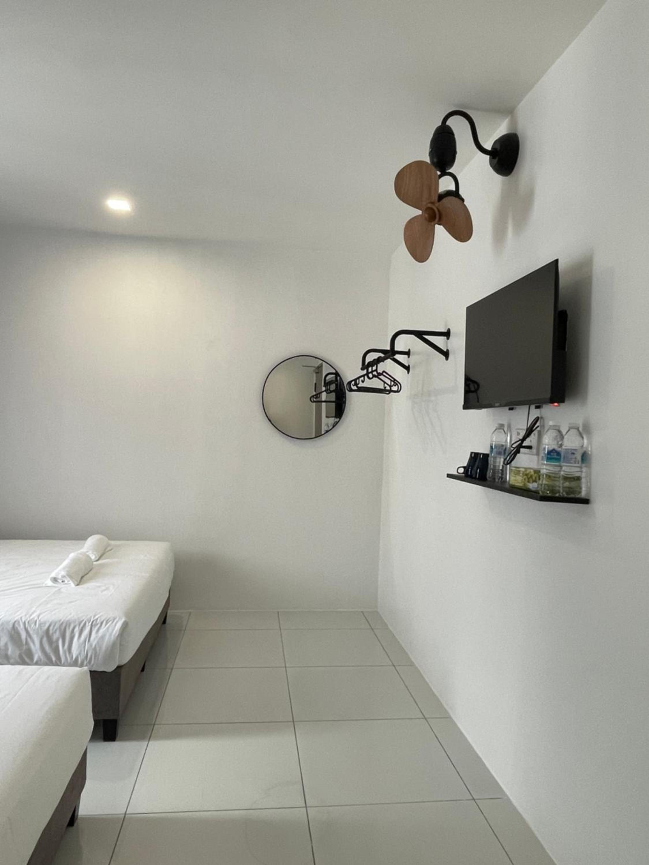 Superior Quadruple Room - Photo 3