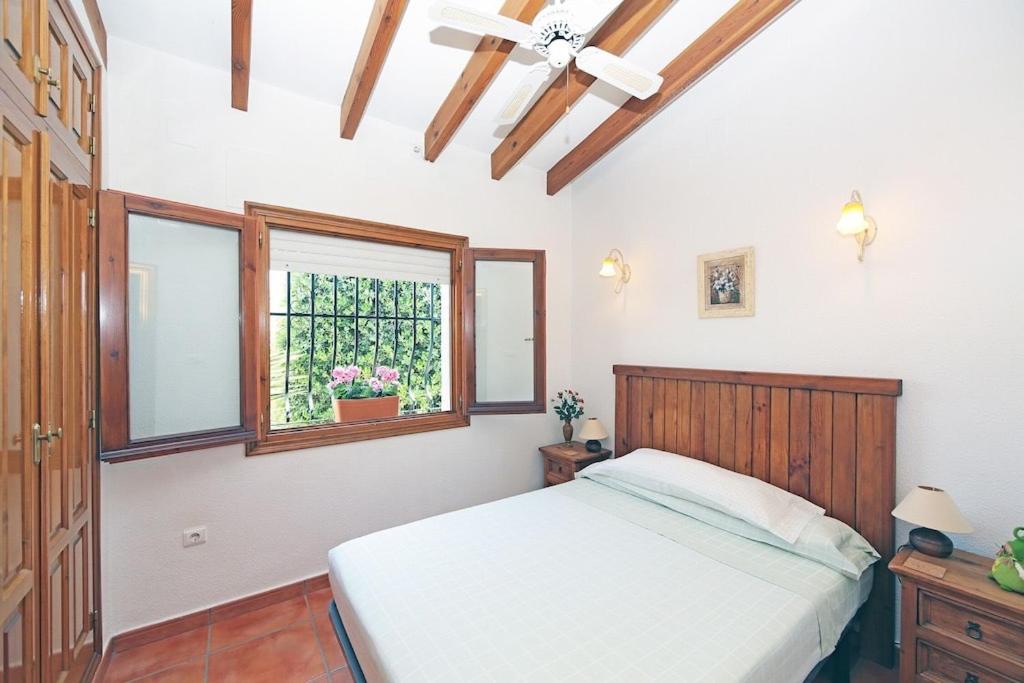 One-Bedroom House photo 3