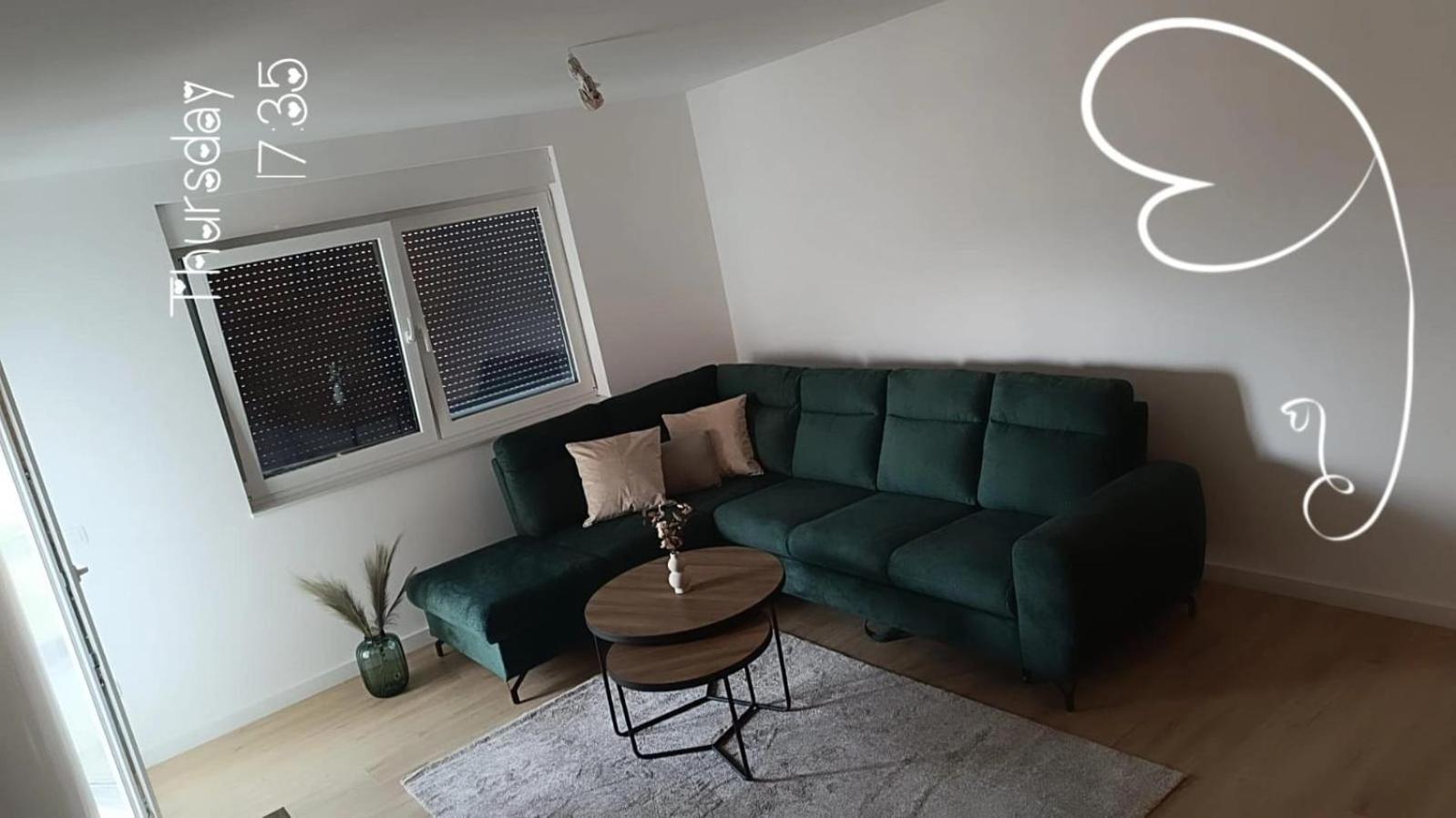 One-Bedroom Apartment photo 3