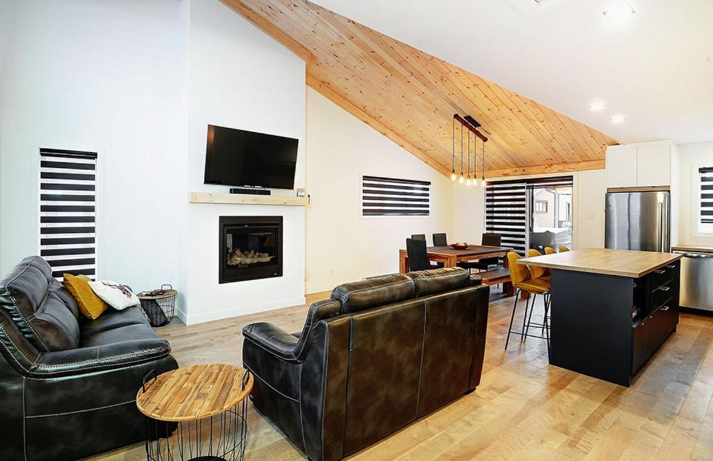 Two-Bedroom House photo 2