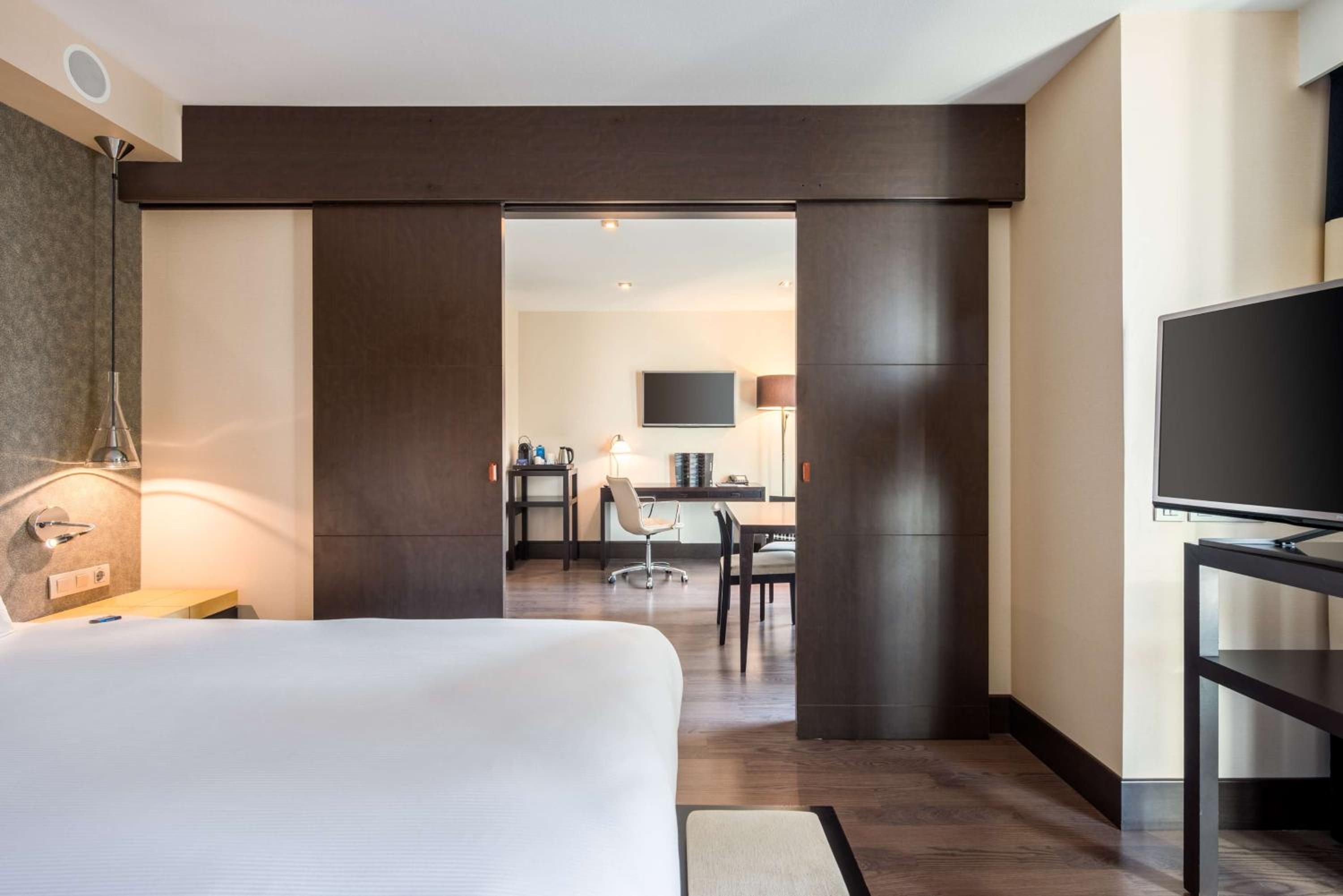 Maisonette Suite with View - Photo 4