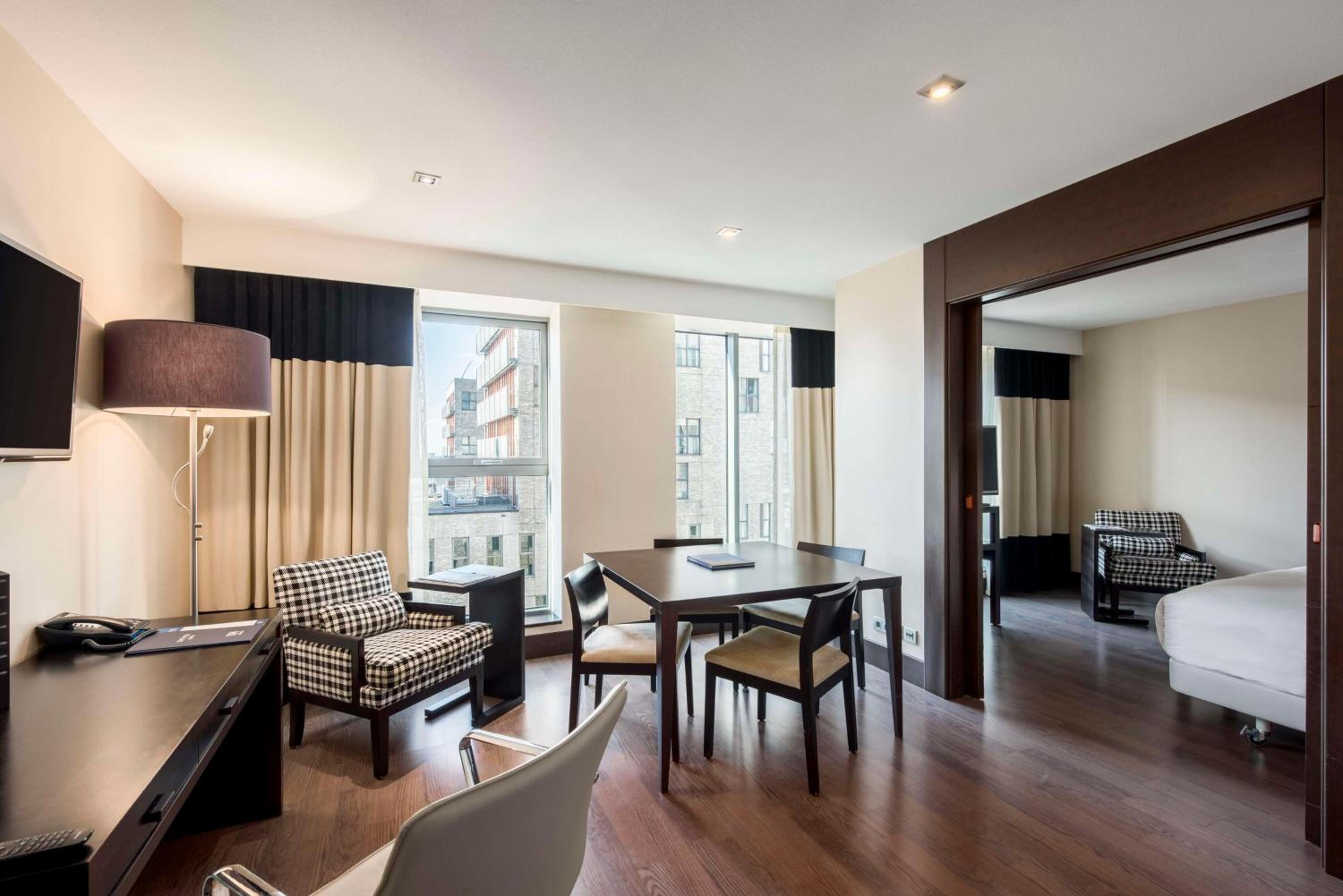 Maisonette Suite with View - Photo 5