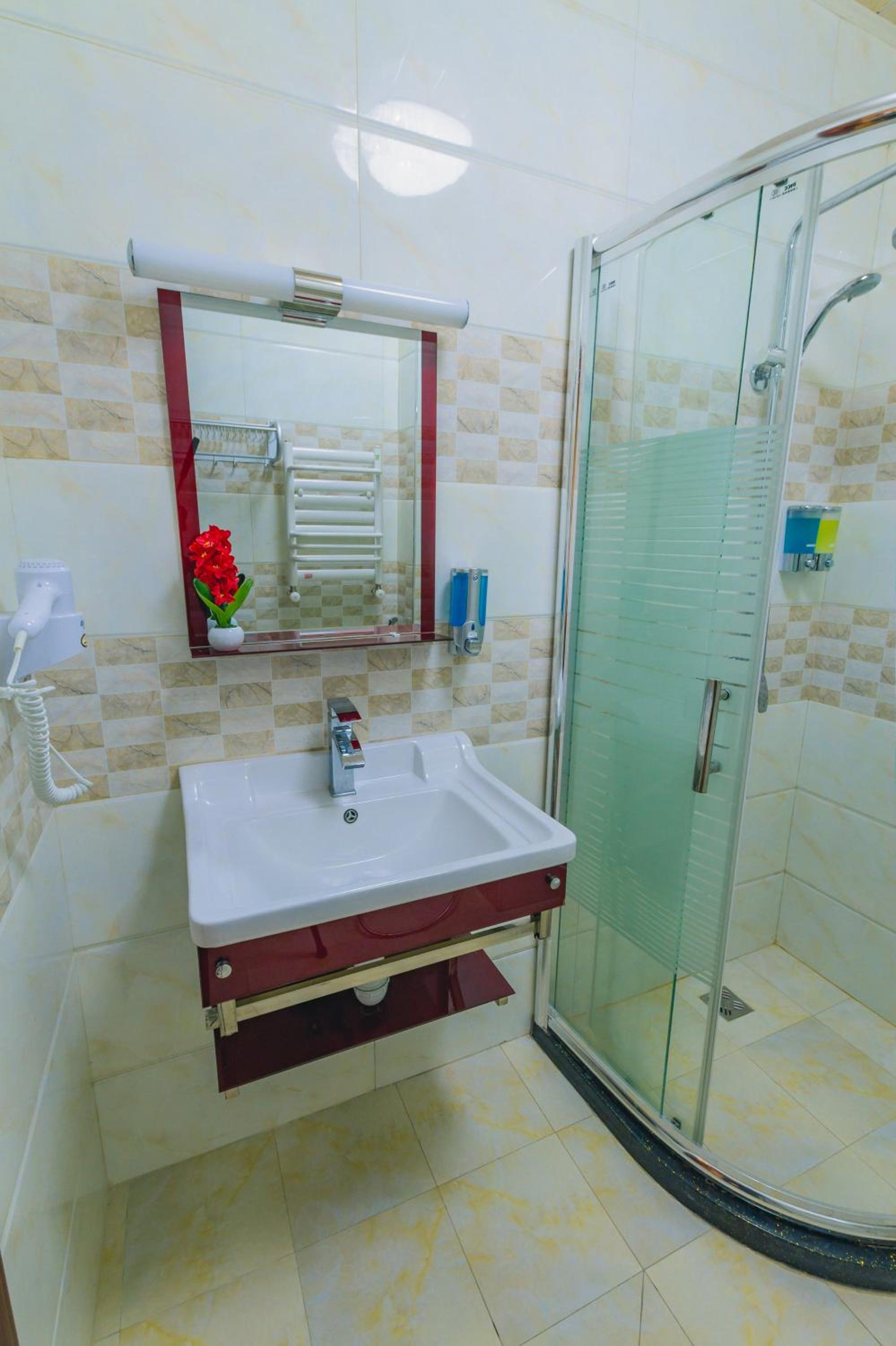 Deluxe Room - Photo 18