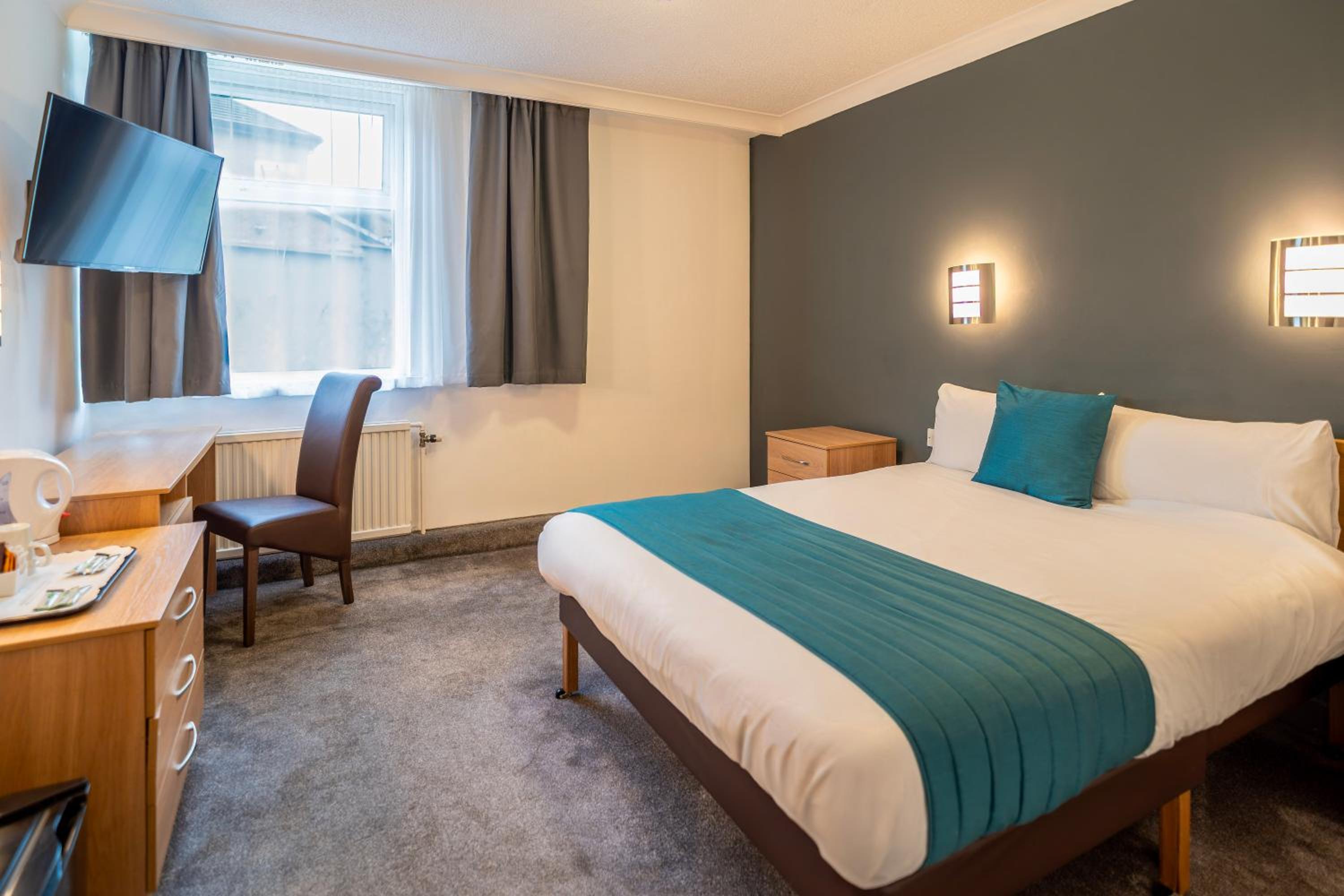 Double Room - Photo 2