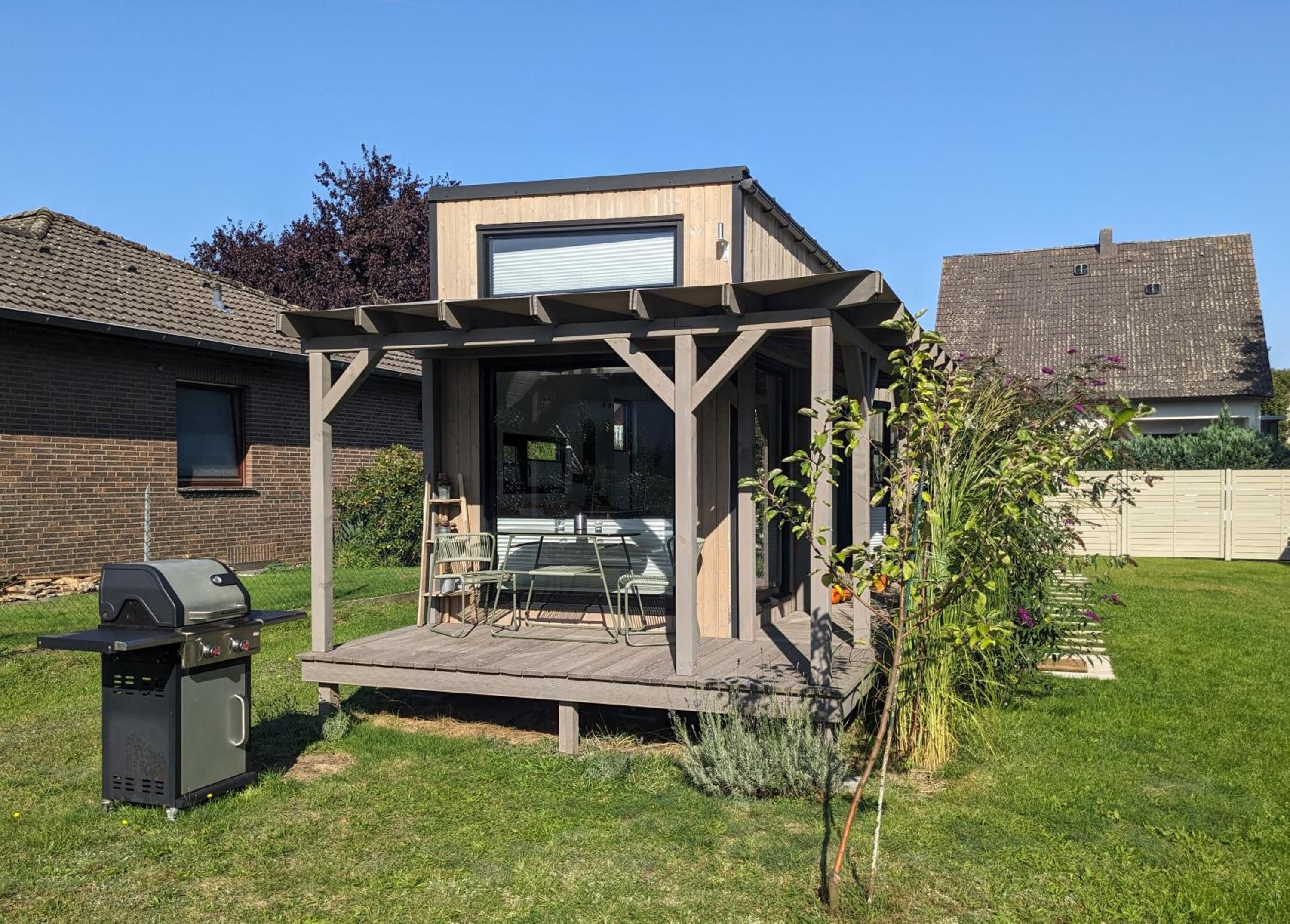 One-Bedroom House photo 2