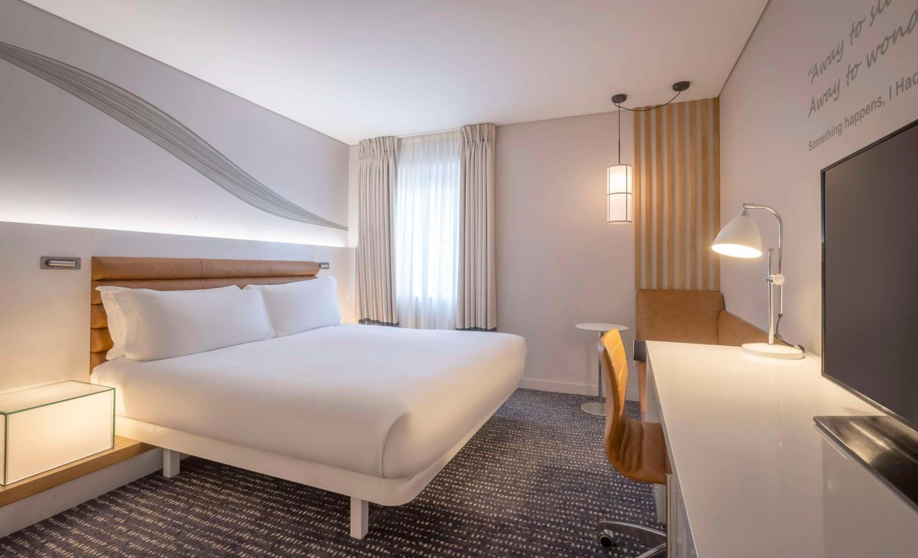 King Room - Mobility Accessible