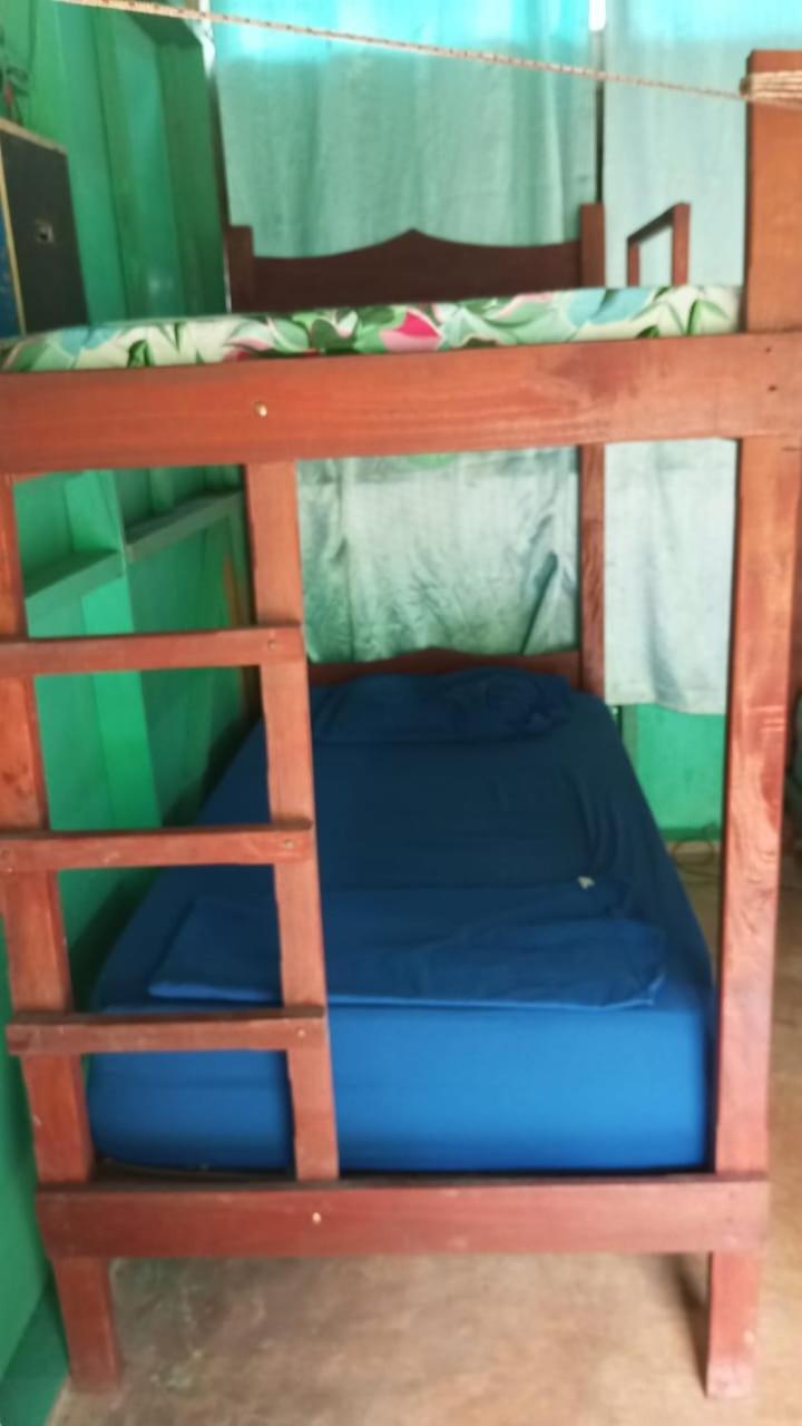 10-Bed Mixed Dormitory Room photo 2