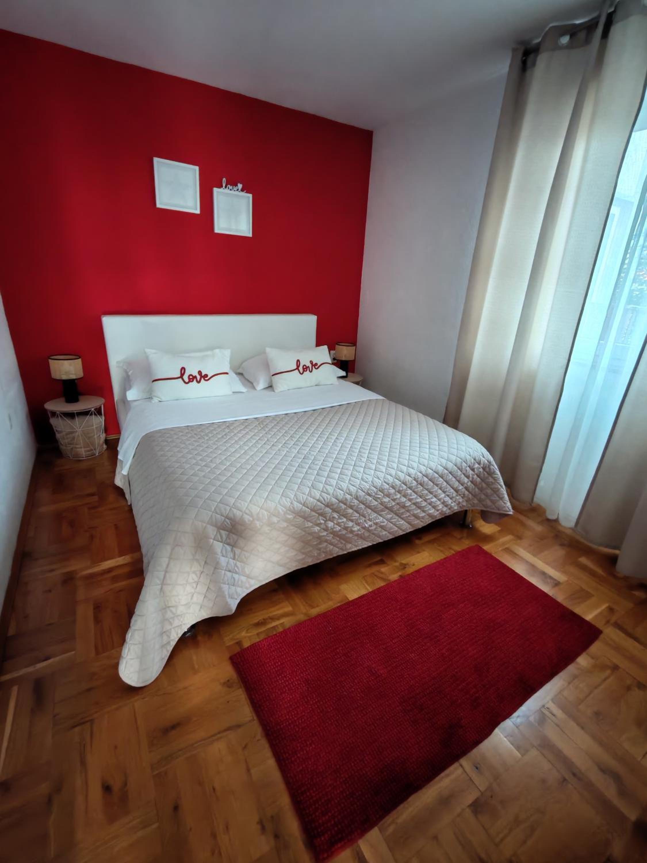 Two-Bedroom Standard Apartment photo 2