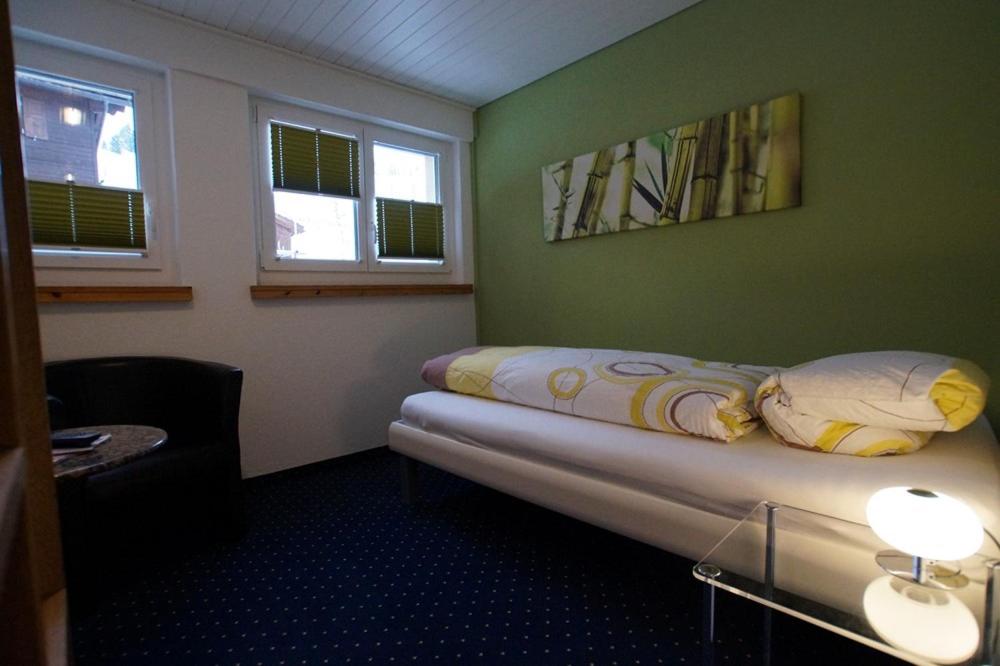 Single Room with Private Bathroom photo 1