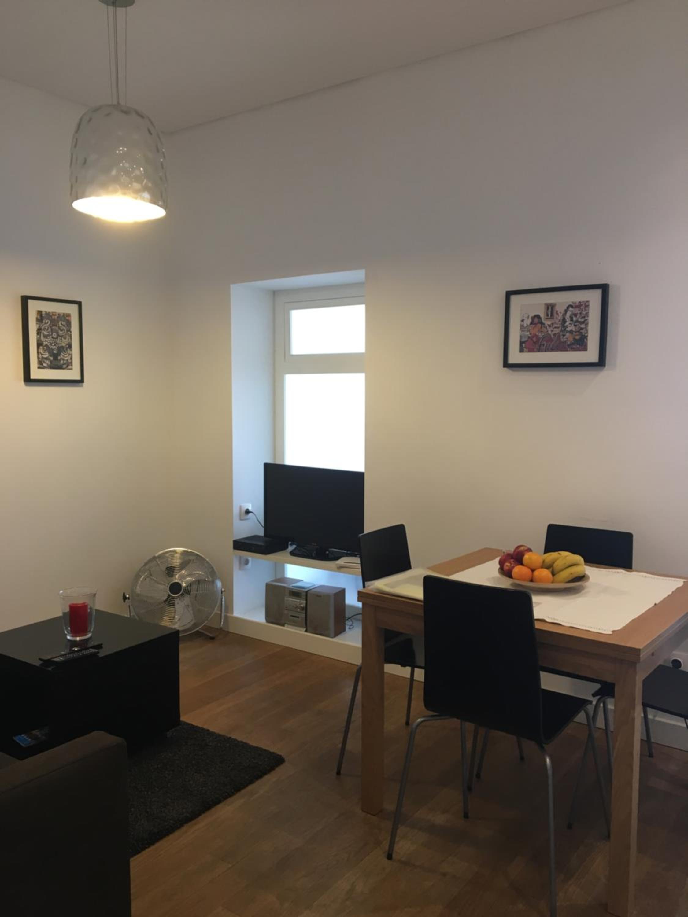 One-Bedroom Apartment photo 3