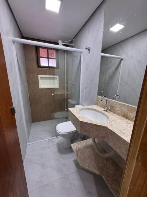 Five-Bedroom House photo 2