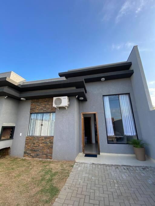 Three-Bedroom House photo 2