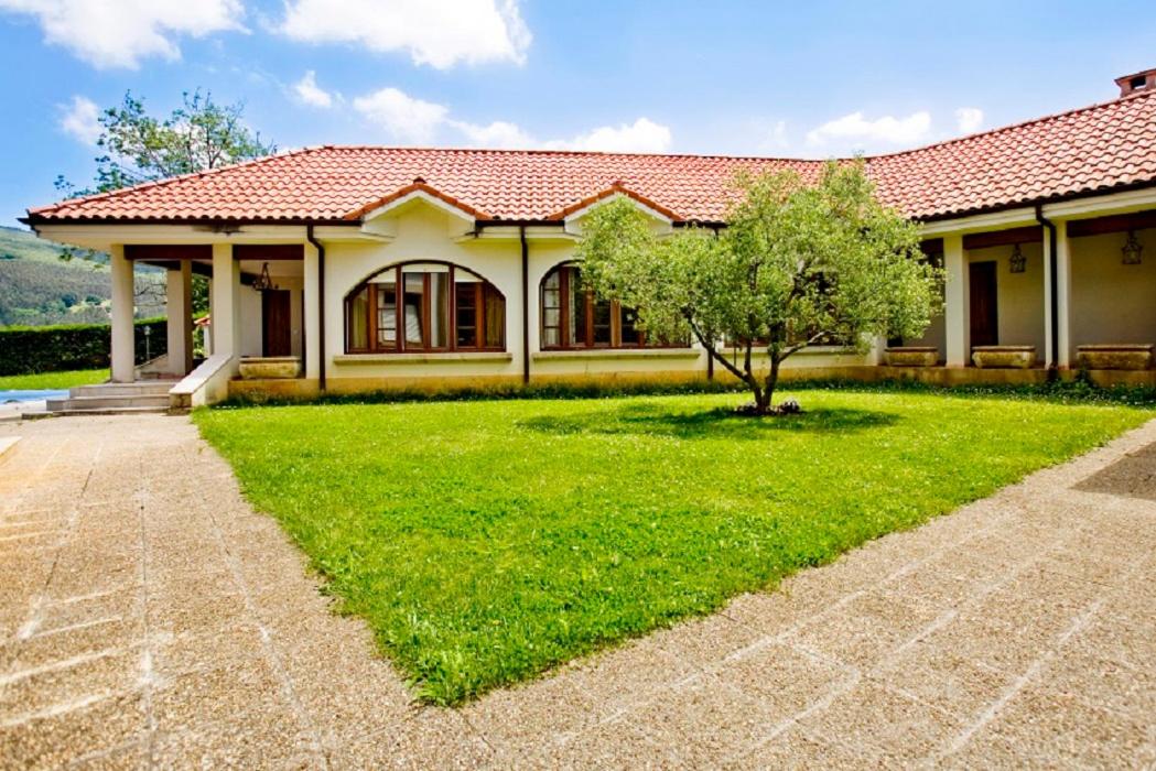 Superior Villa photo 2