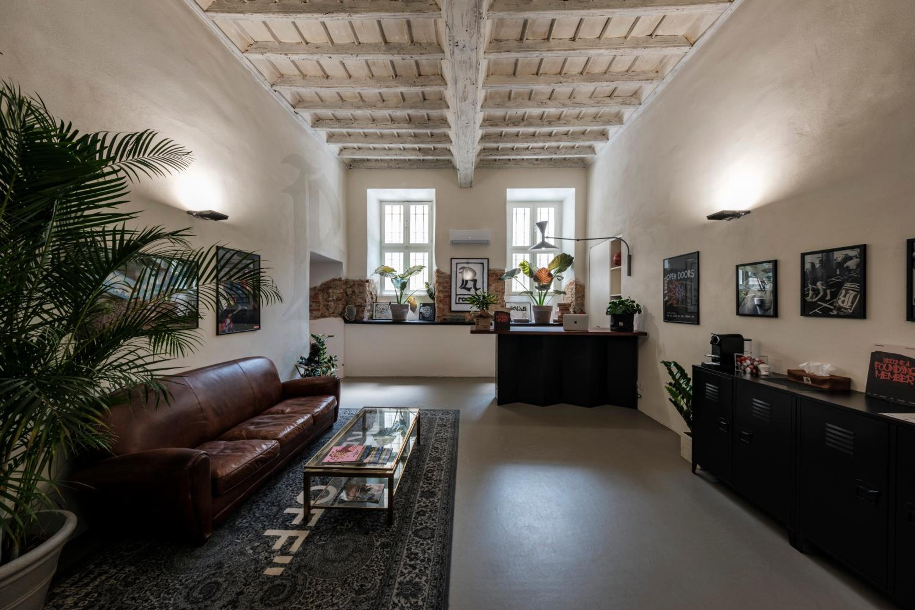 Apartment photo 1