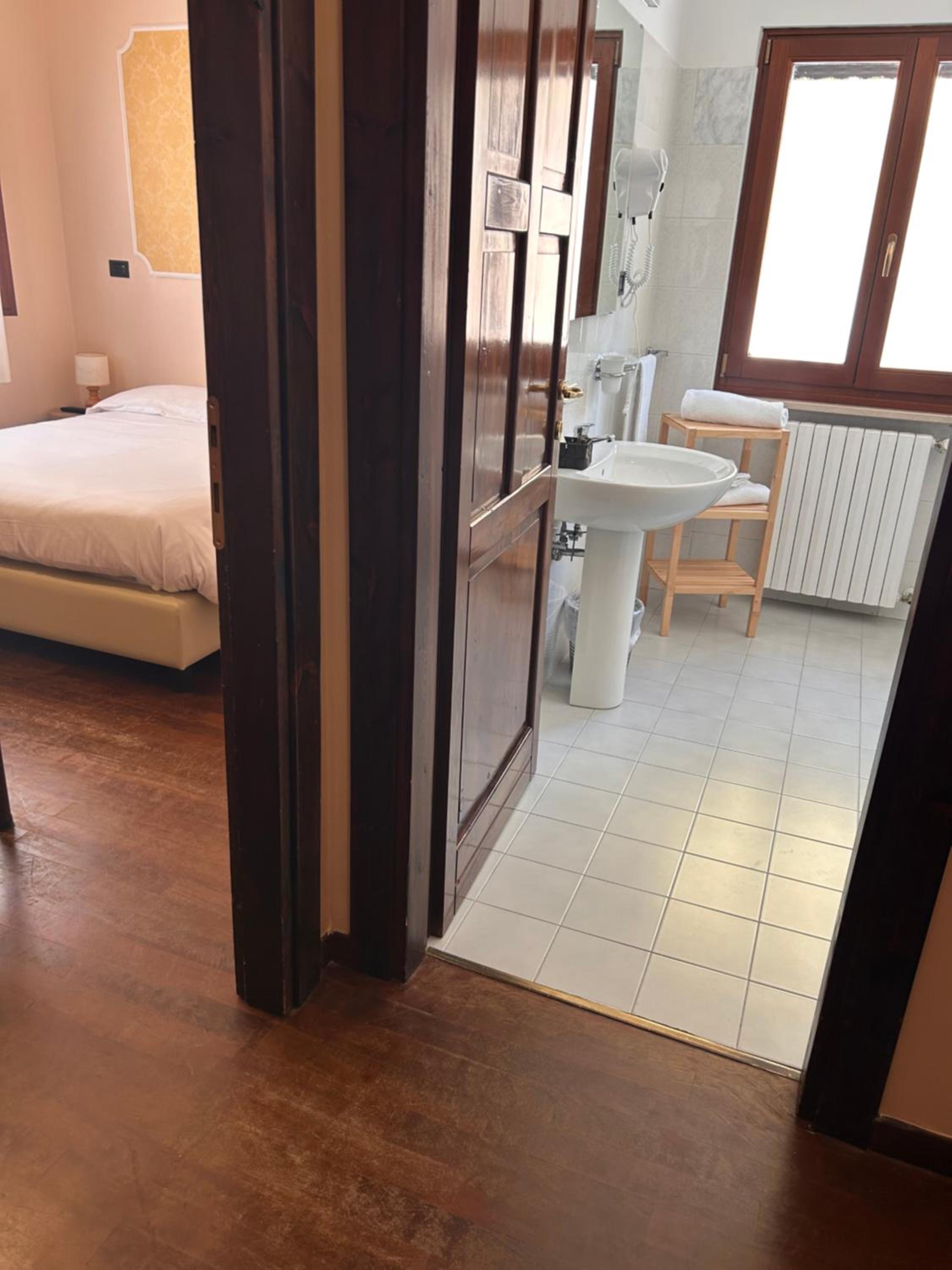 Economy Quadruple Room photo 1