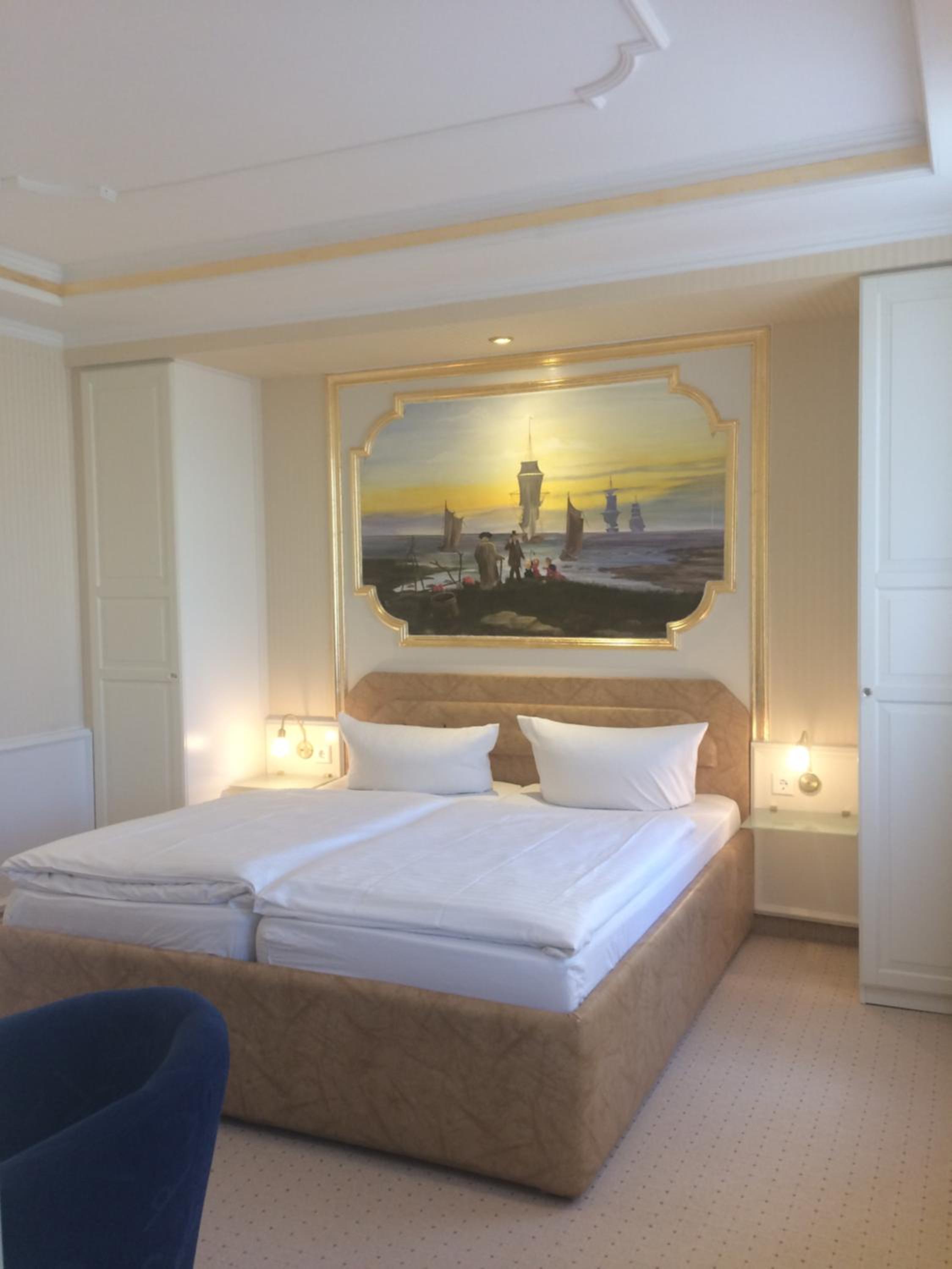 Standard Double Room - Photo 9