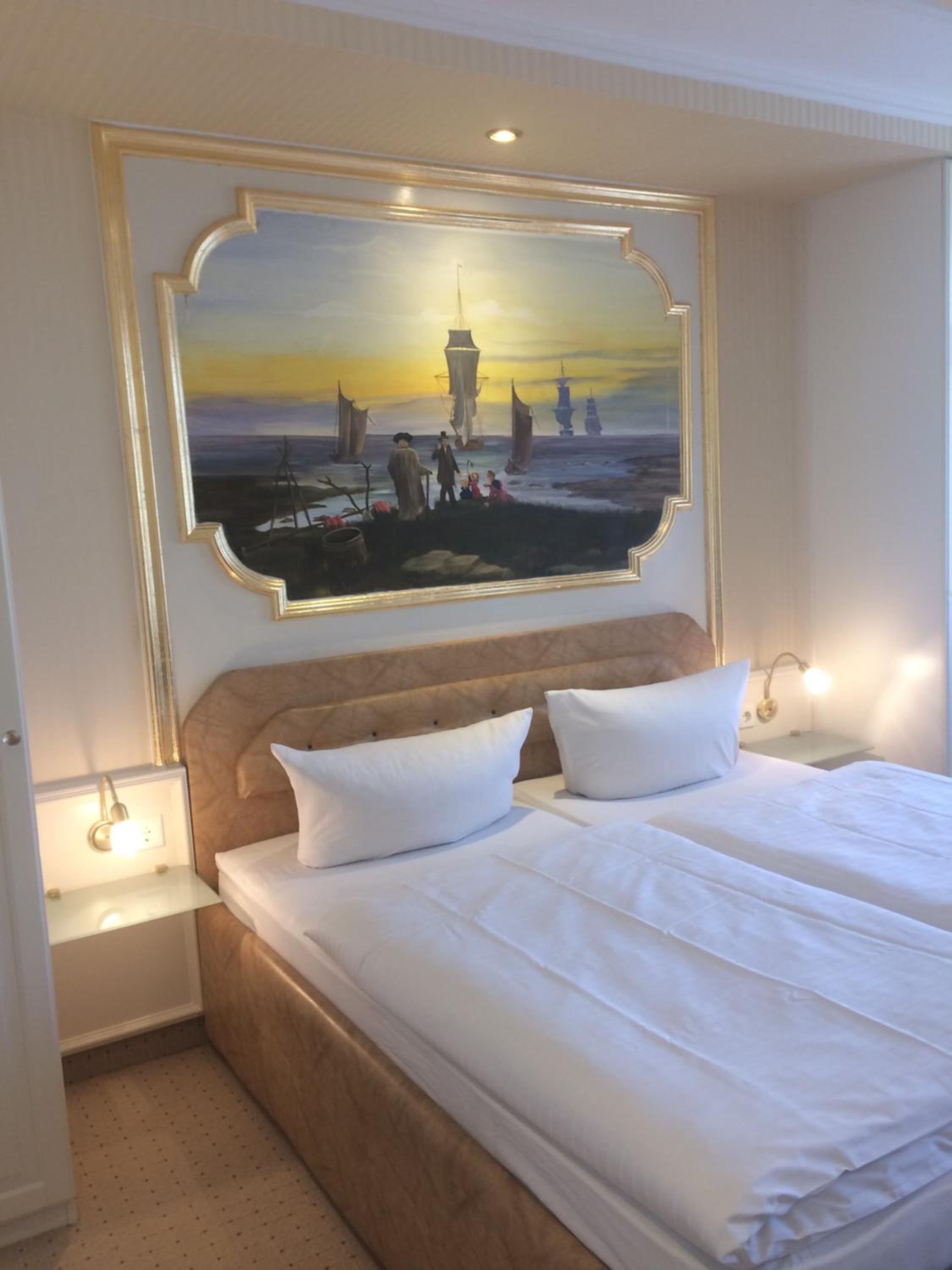 Standard Double Room - Photo 8