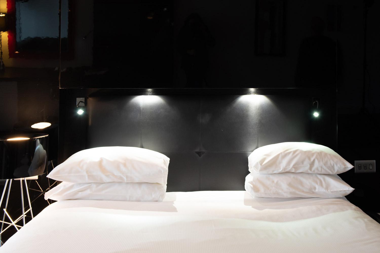 Junior King Suite - Club Floor - Photo 2