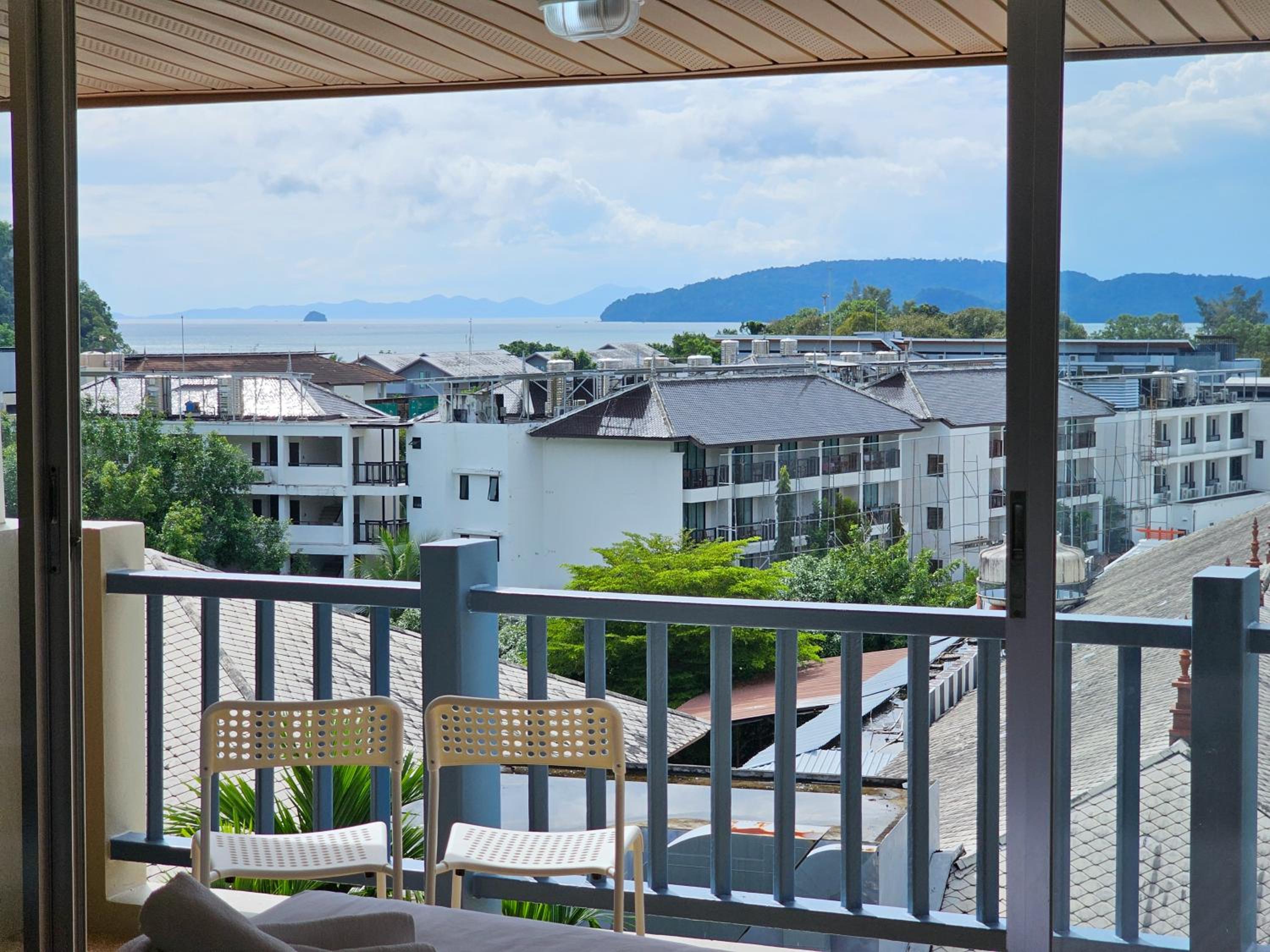 Twin Room with Sea View photo 2