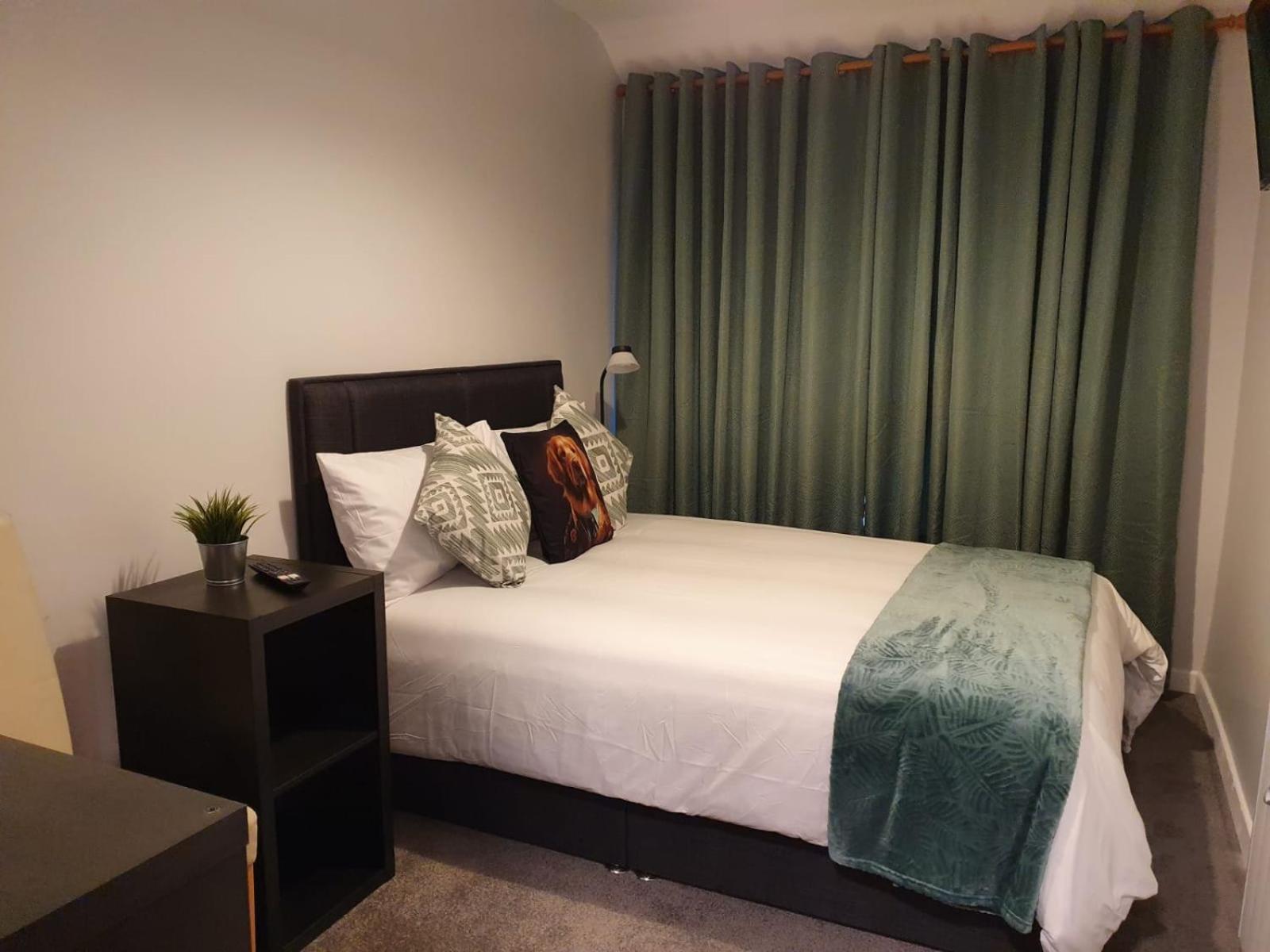 Double Room with Shared Bathroom photo 3