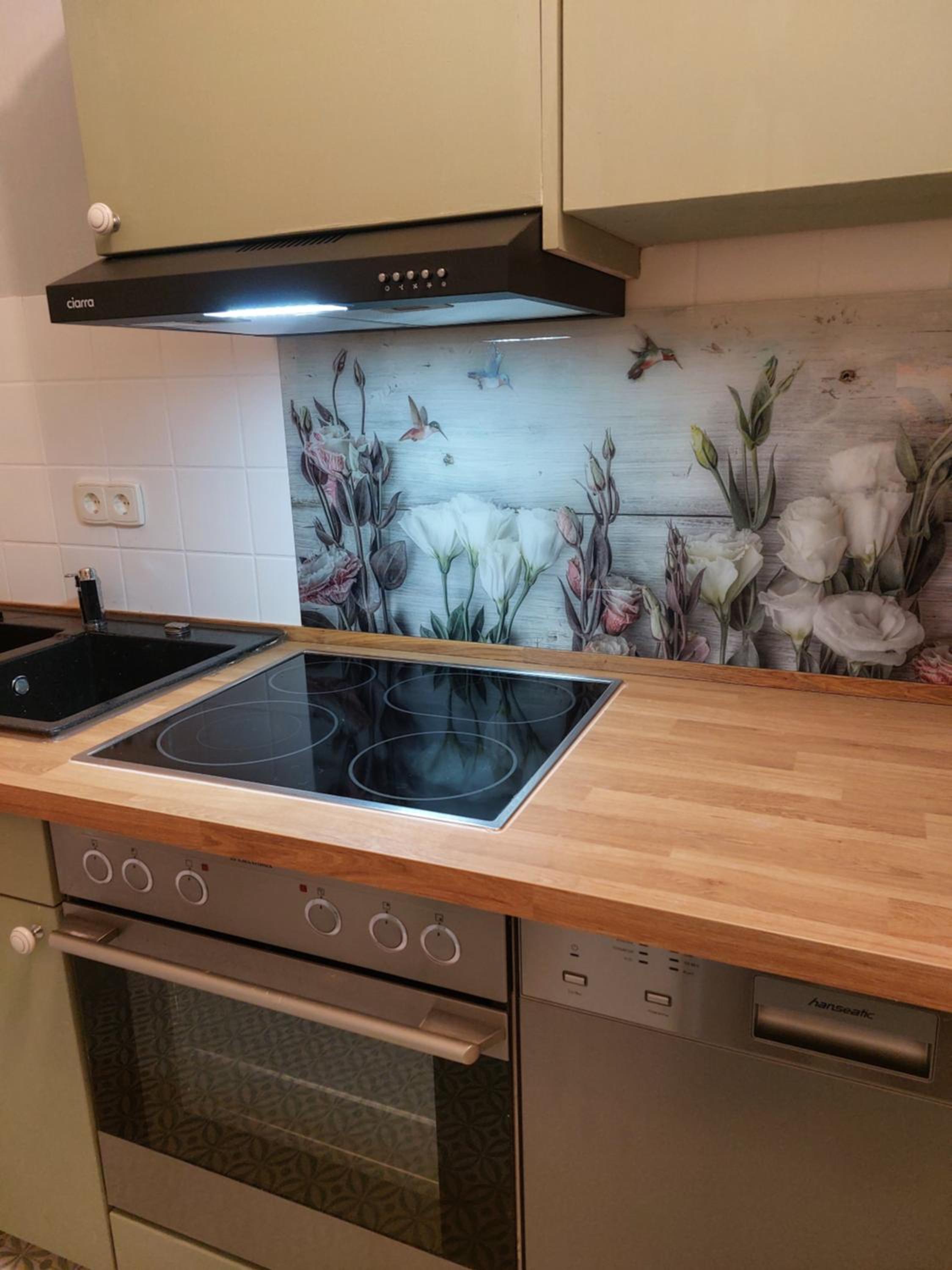 One-Bedroom Apartment with Garden View photo 2