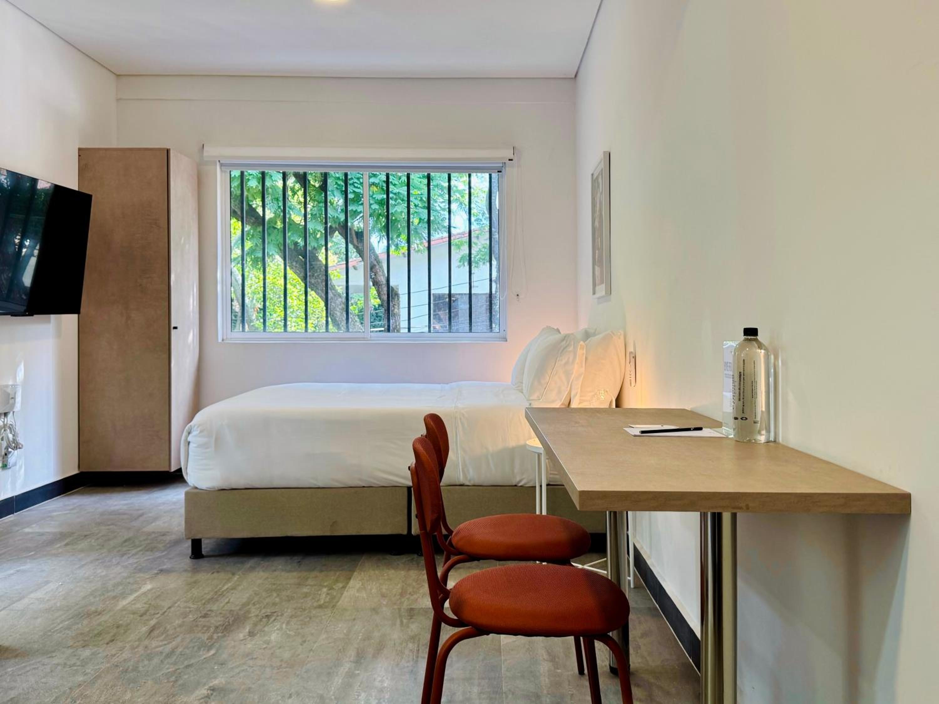 One-Bedroom Loft Apartment With Balcony photo 1