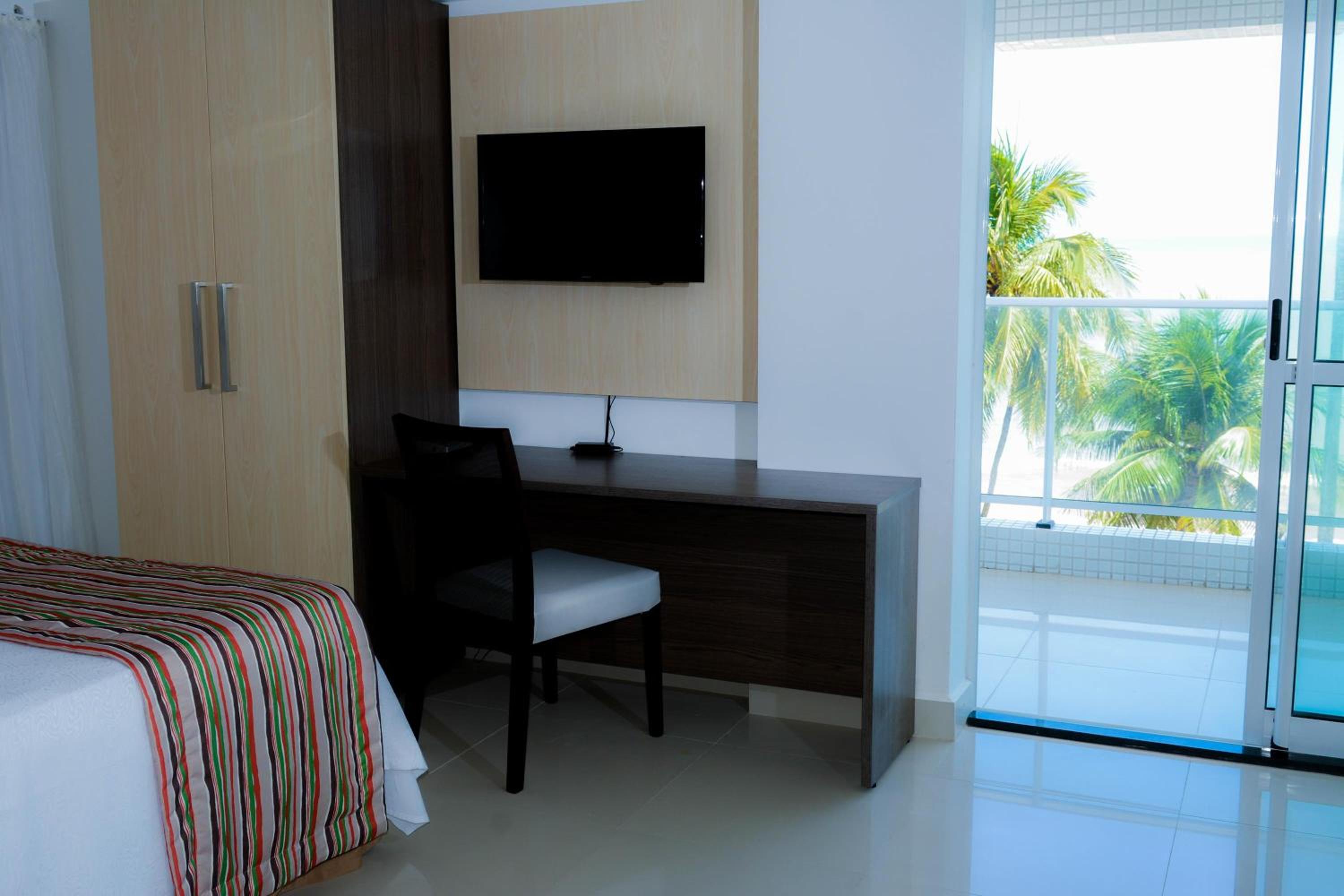 Double Room with Balcony and Sea View photo 1