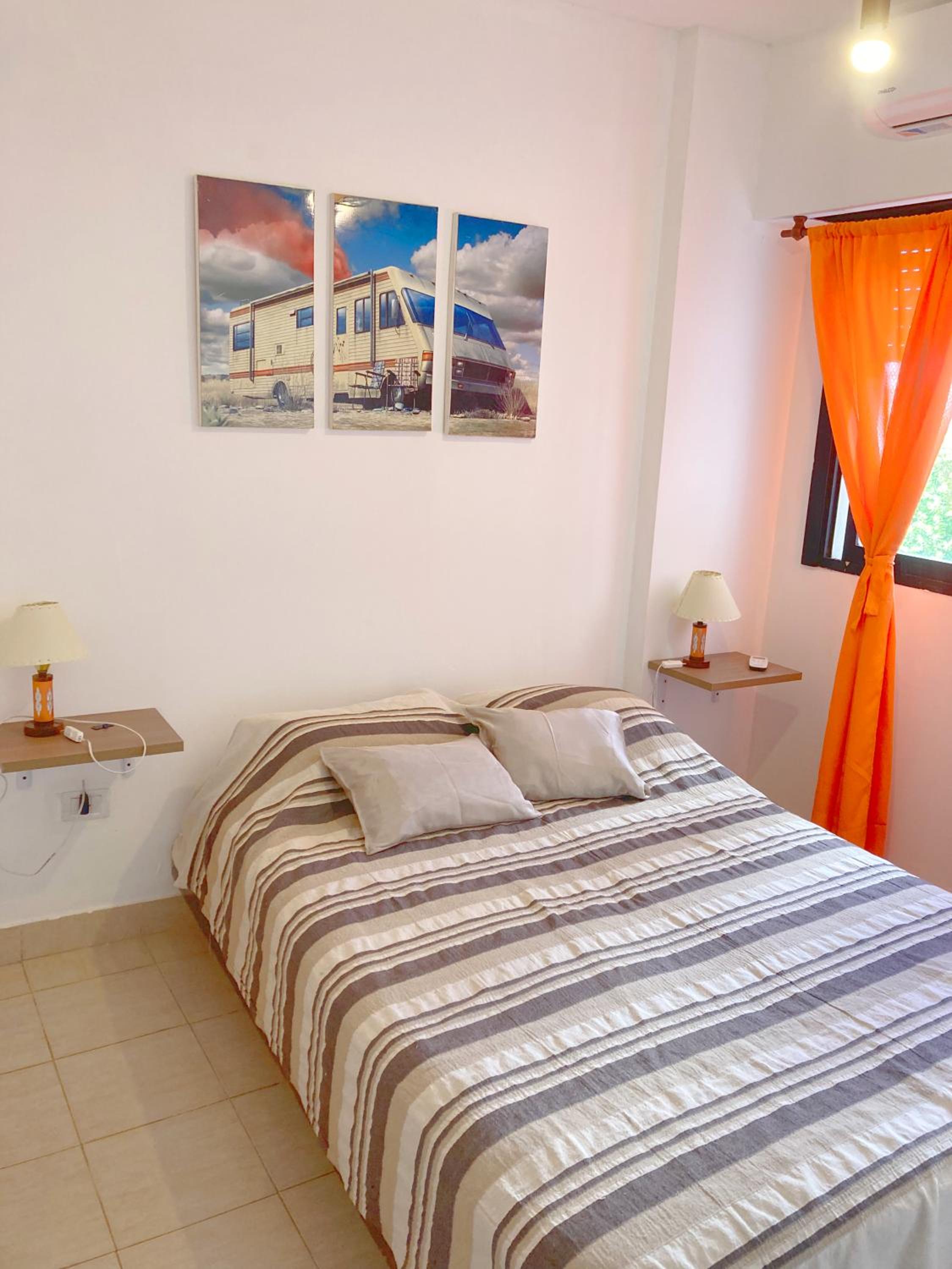 One-Bedroom Apartment with View photo 1