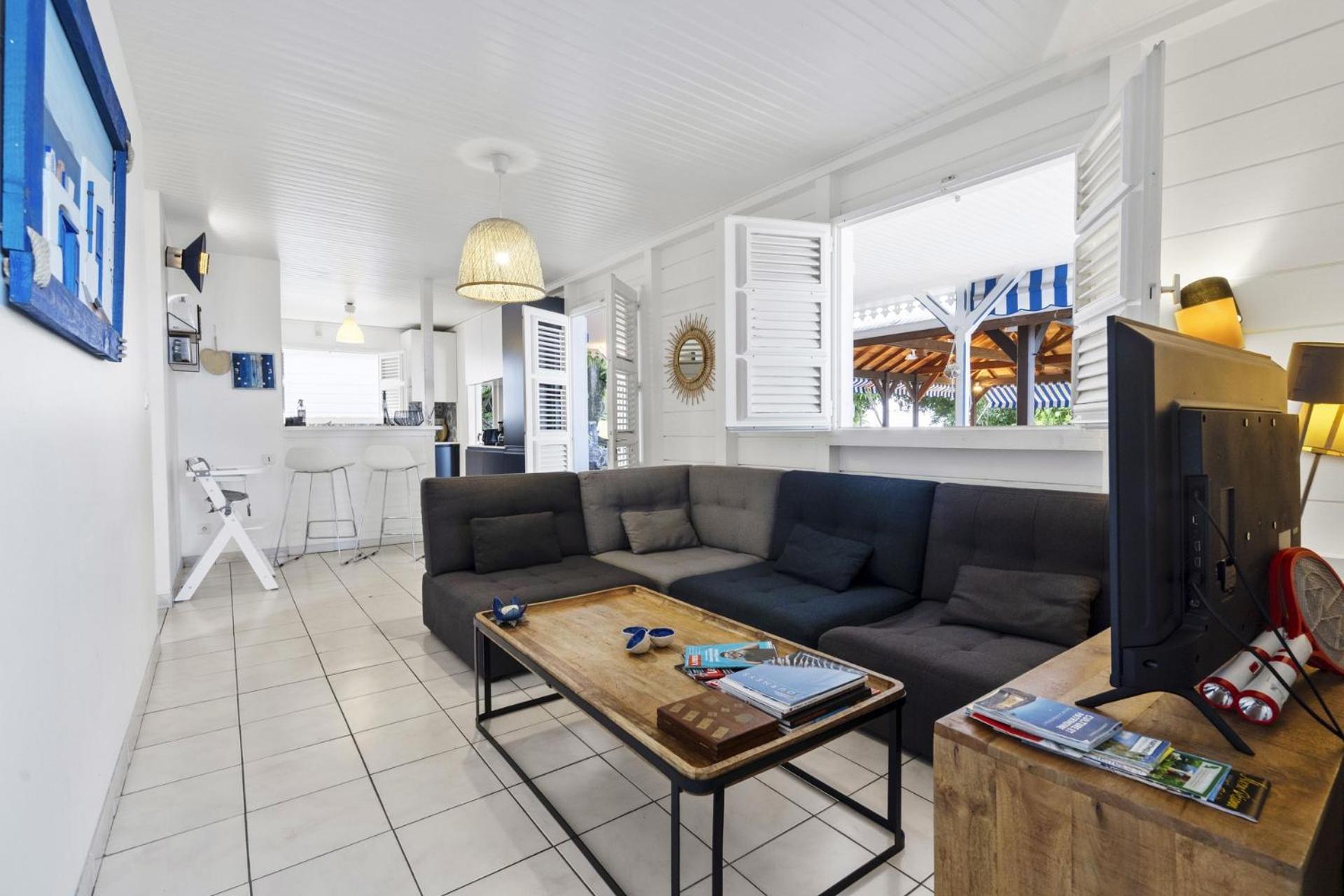 Villa photo 1