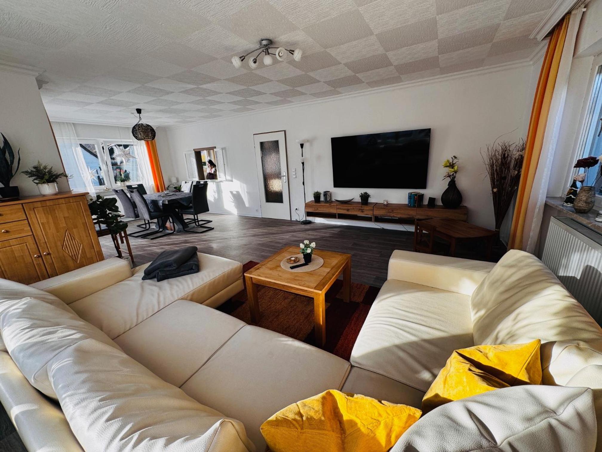 Four-Bedroom House - Photo 22