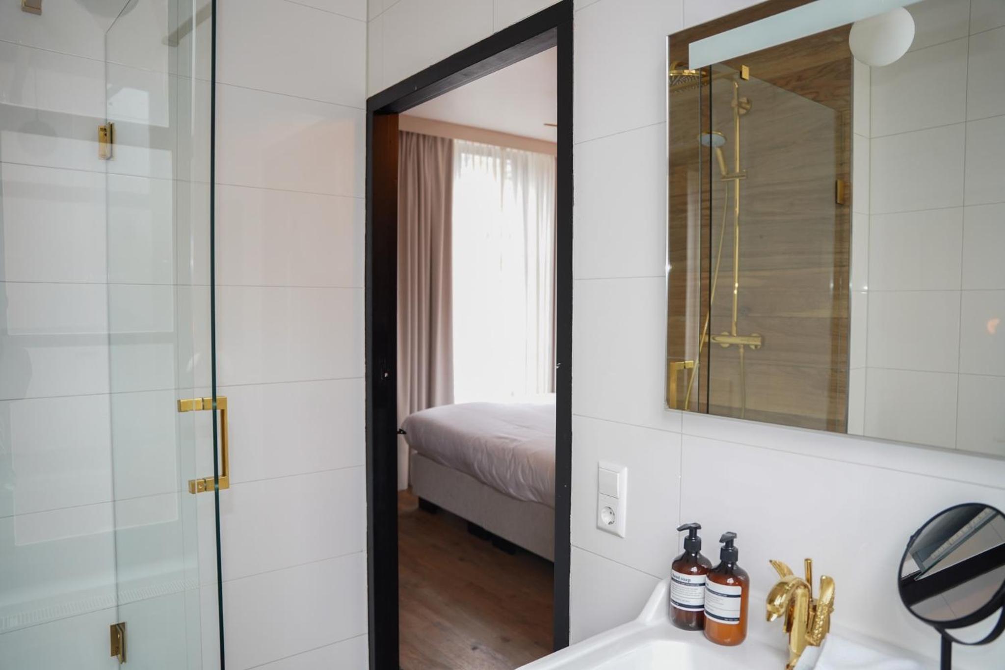 Superior King Room photo 2