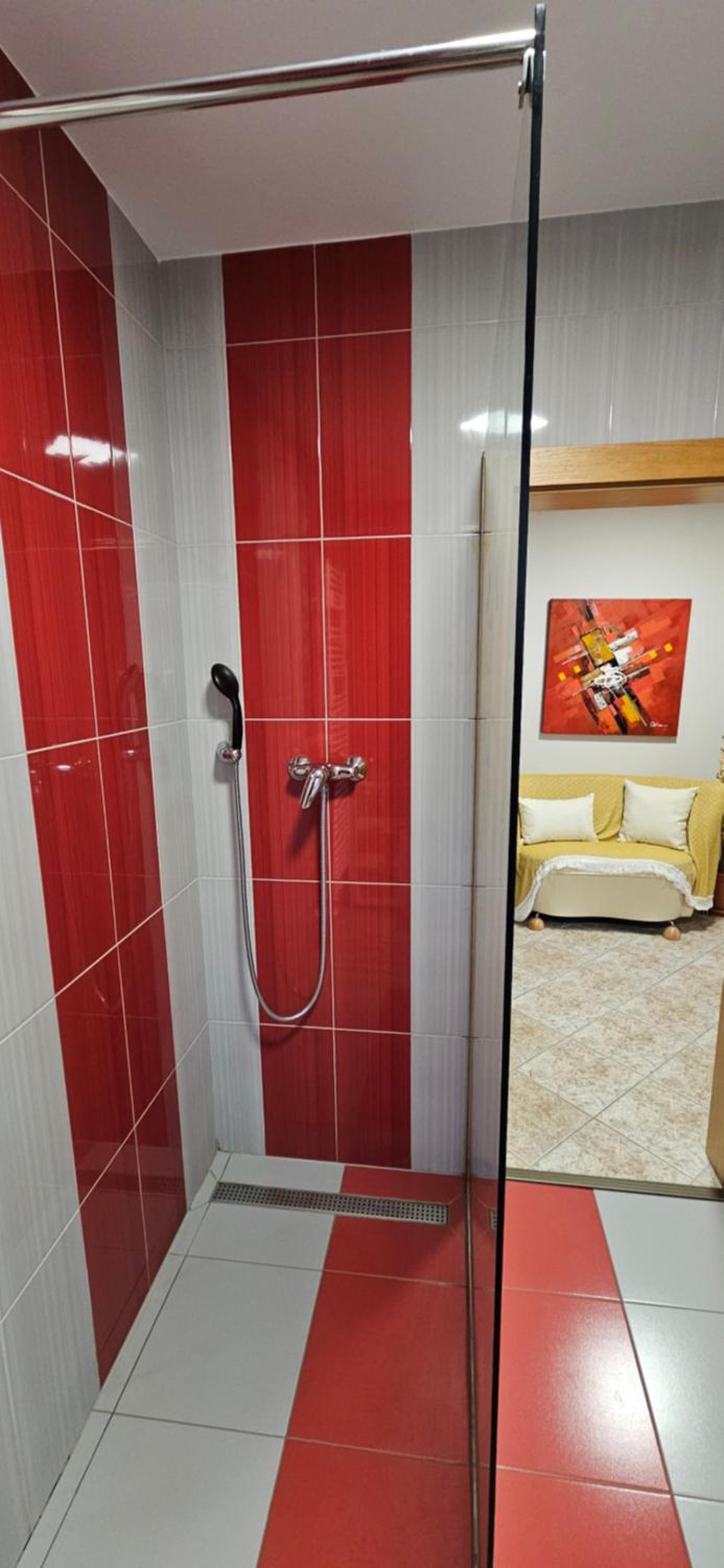 Two-Bedroom Apartment - Photo 9