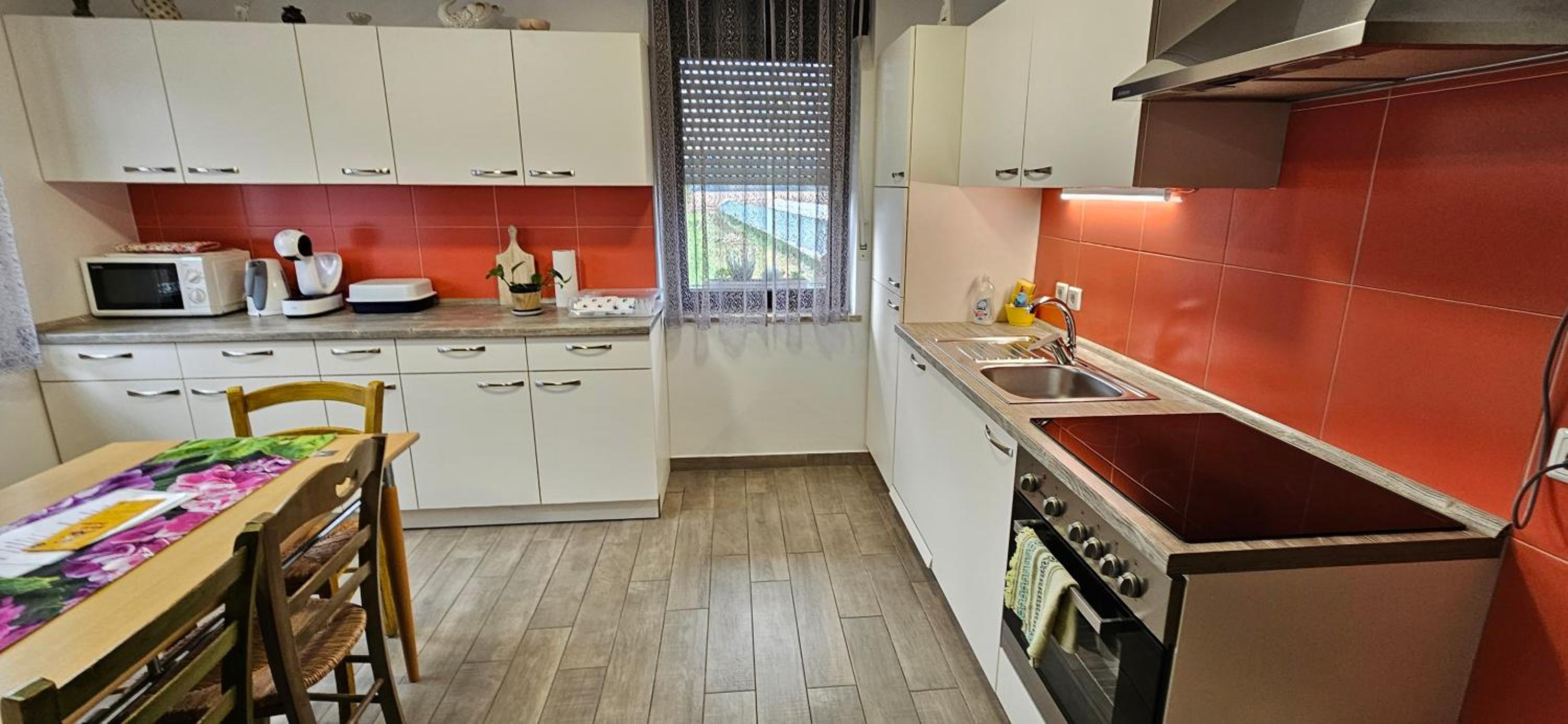 Two-Bedroom Apartment - Photo 4